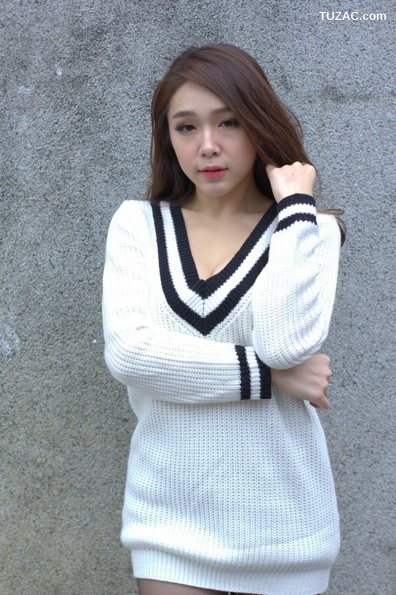 台湾正妹_ Baby66 黑丝街拍 写真集[87P]