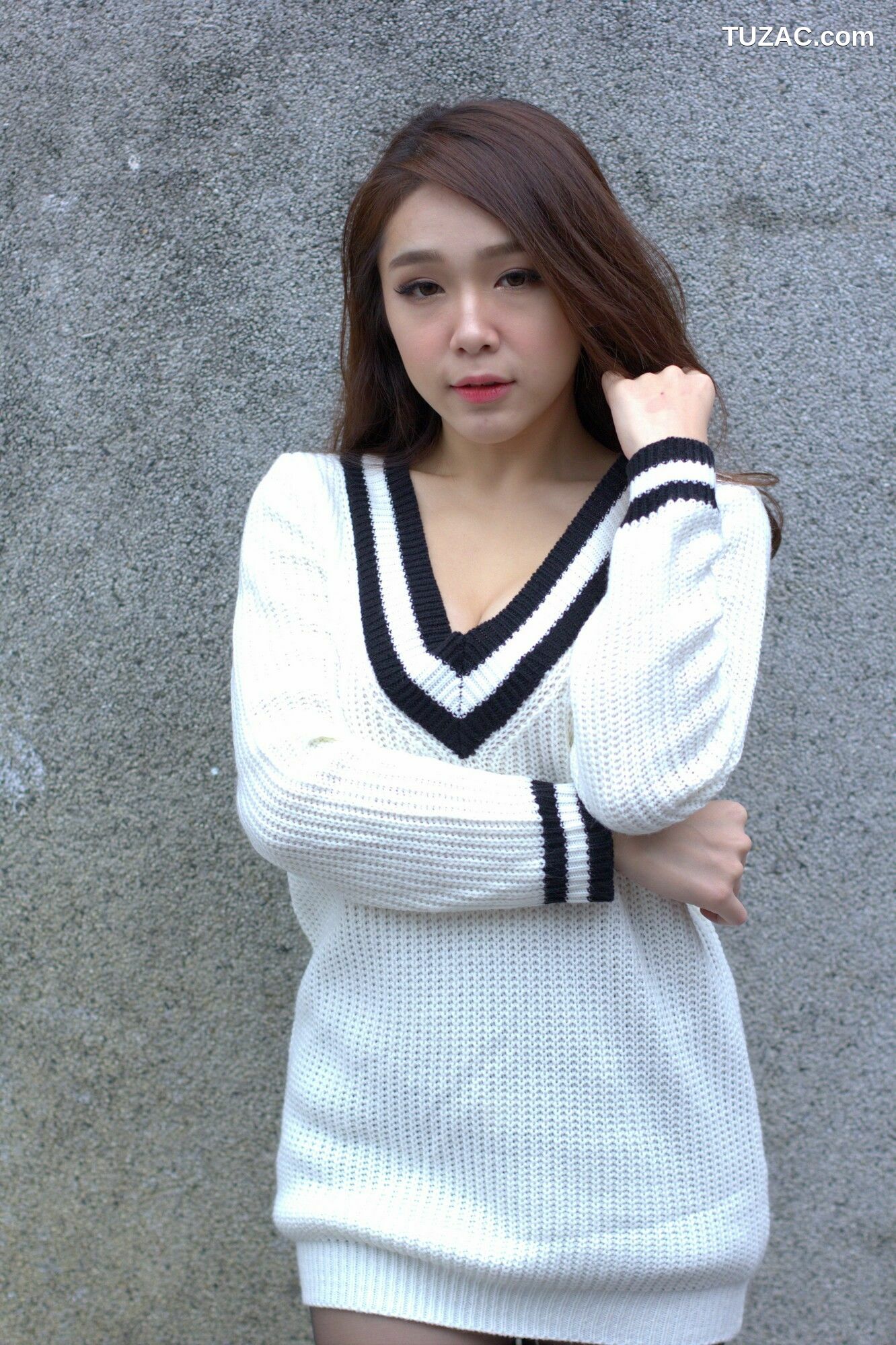 台湾正妹_ Baby66 黑丝街拍 写真集[87P]