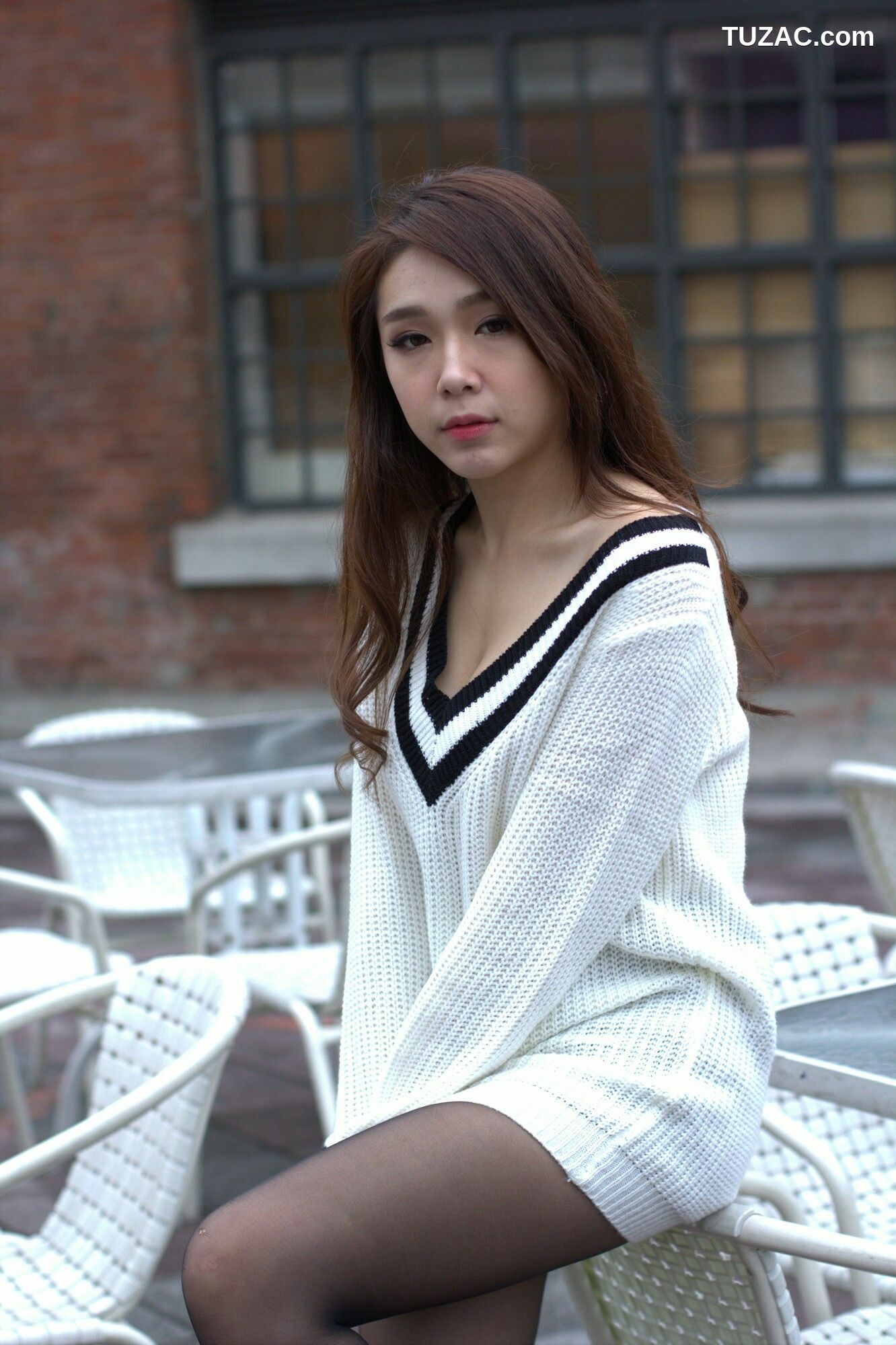 台湾正妹_ Baby66 黑丝街拍 写真集[87P]