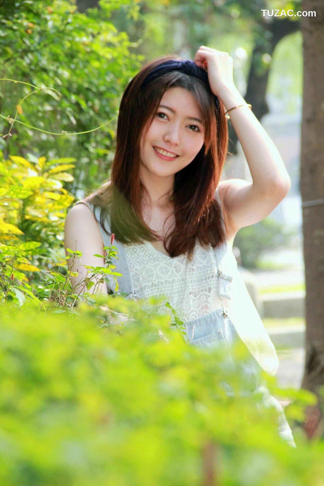 台湾正妹_ Brindy薛薛/黄品瑄《台湾大学外拍》 写真集[53P]