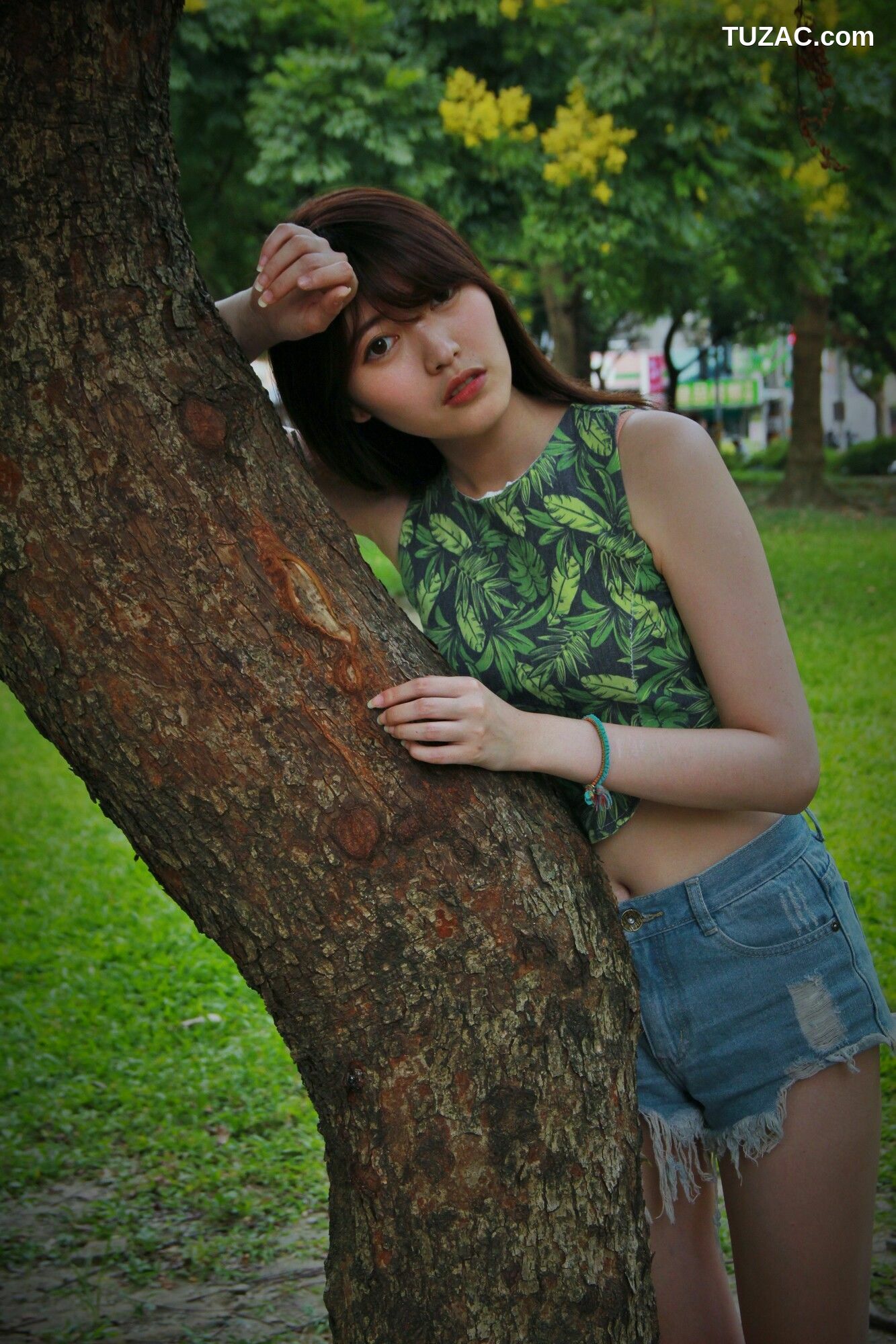 台湾正妹_ Brindy薛薛《國圖外拍》 写真集[88P]