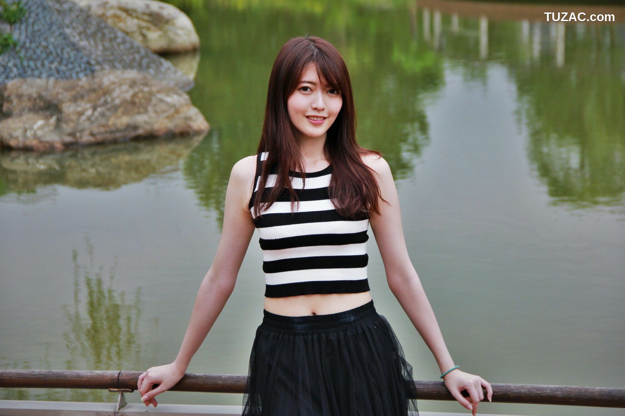 台湾正妹_ Brindy薛薛《國圖外拍》 写真集[88P]