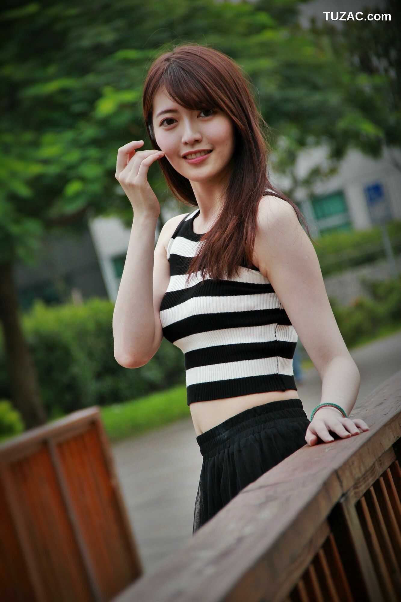 台湾正妹_ Brindy薛薛《國圖外拍》 写真集[88P]