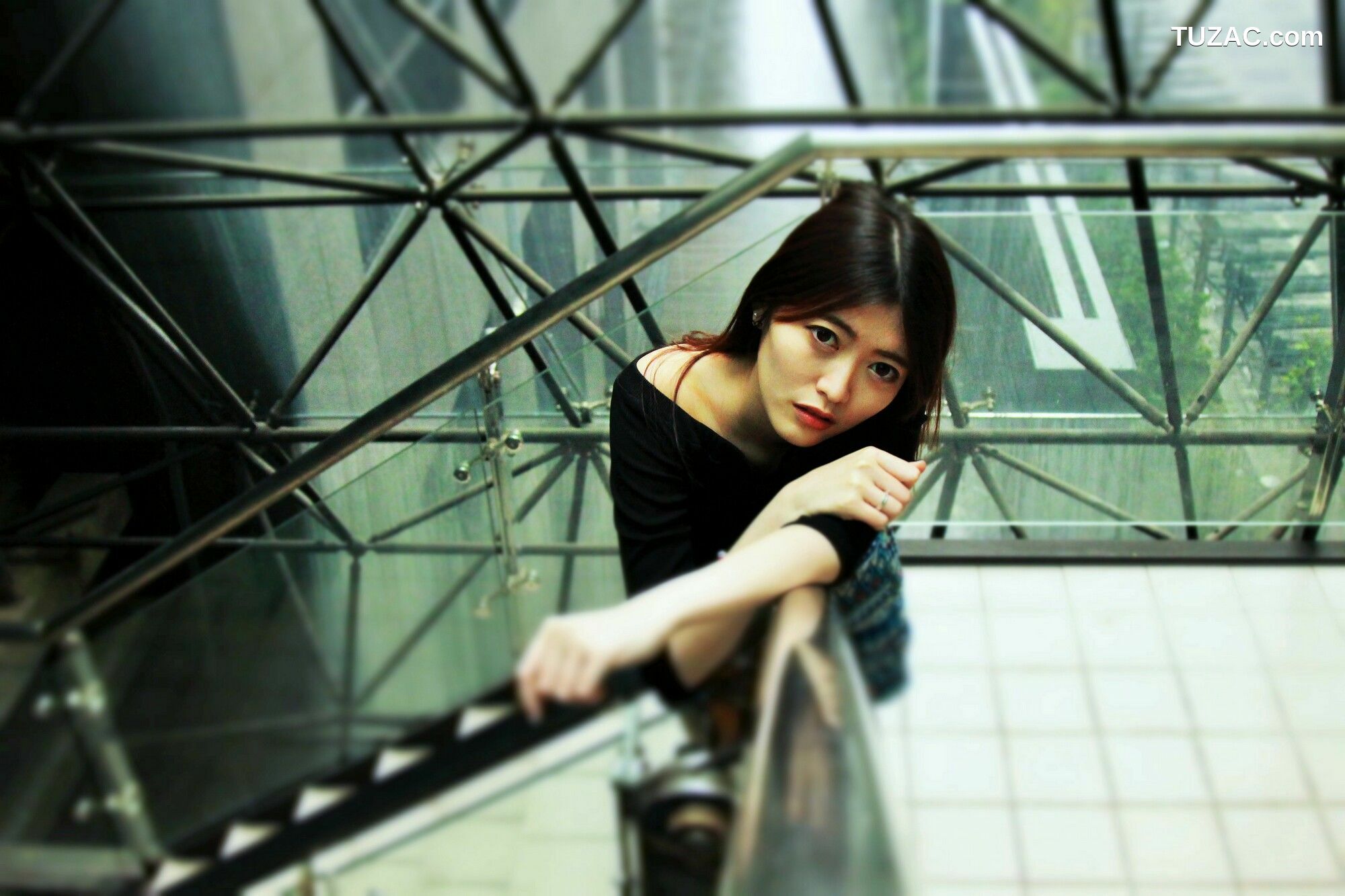 台湾正妹_ Brindy薛薛《板橋外拍》 写真集[67P]