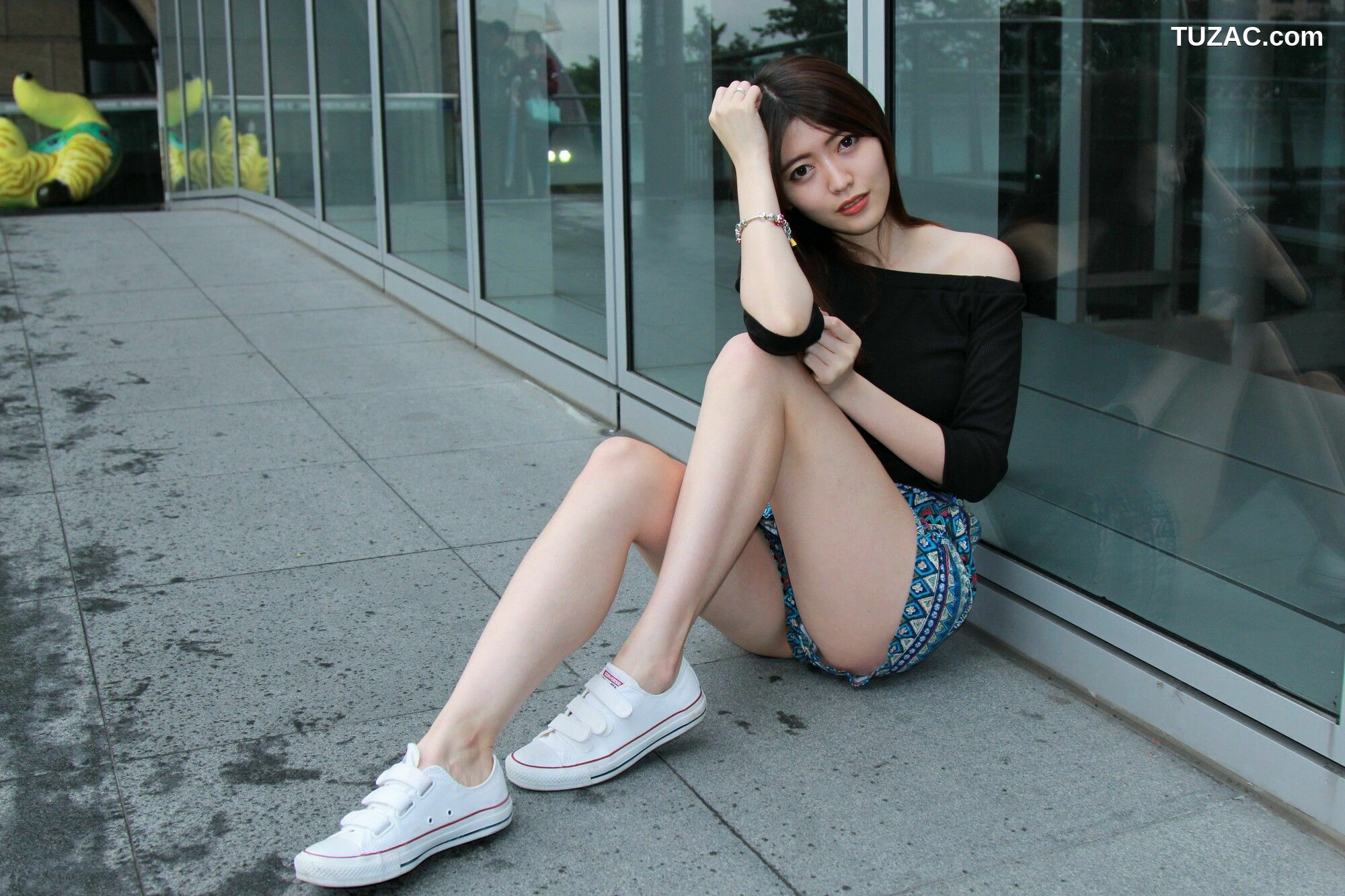 台湾正妹_ Brindy薛薛《板橋外拍》 写真集[67P]