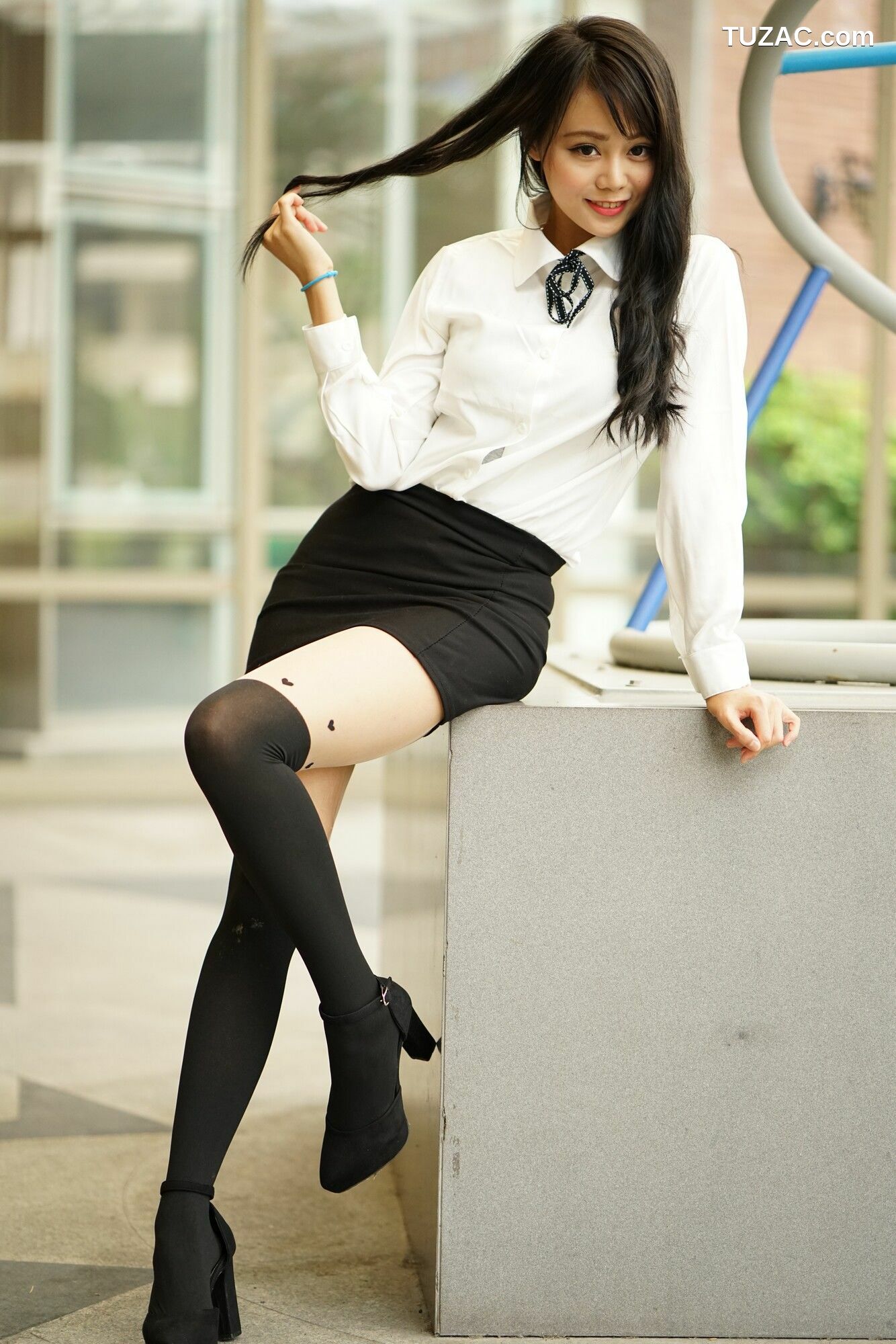 台湾正妹_ Candy孙卉彤《亚洲大学外拍》 写真集[76P]