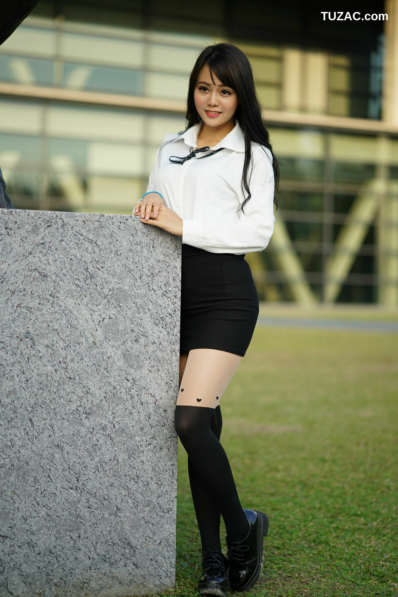 台湾正妹_ Candy孙卉彤《亚洲大学外拍》 写真集[76P]