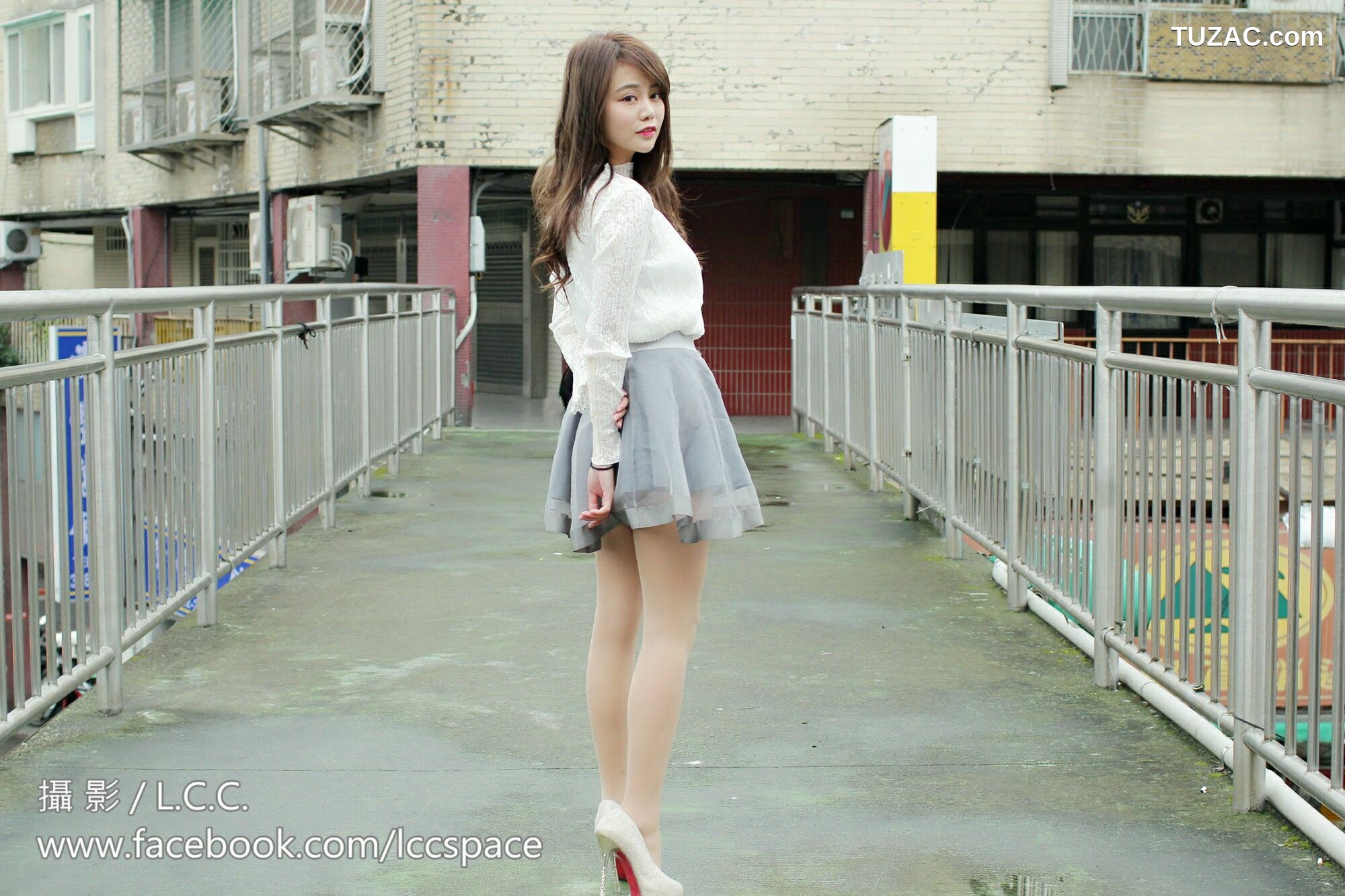 台湾正妹_ Candy孙卉彤《環南公寓作品》 写真集[46P]
