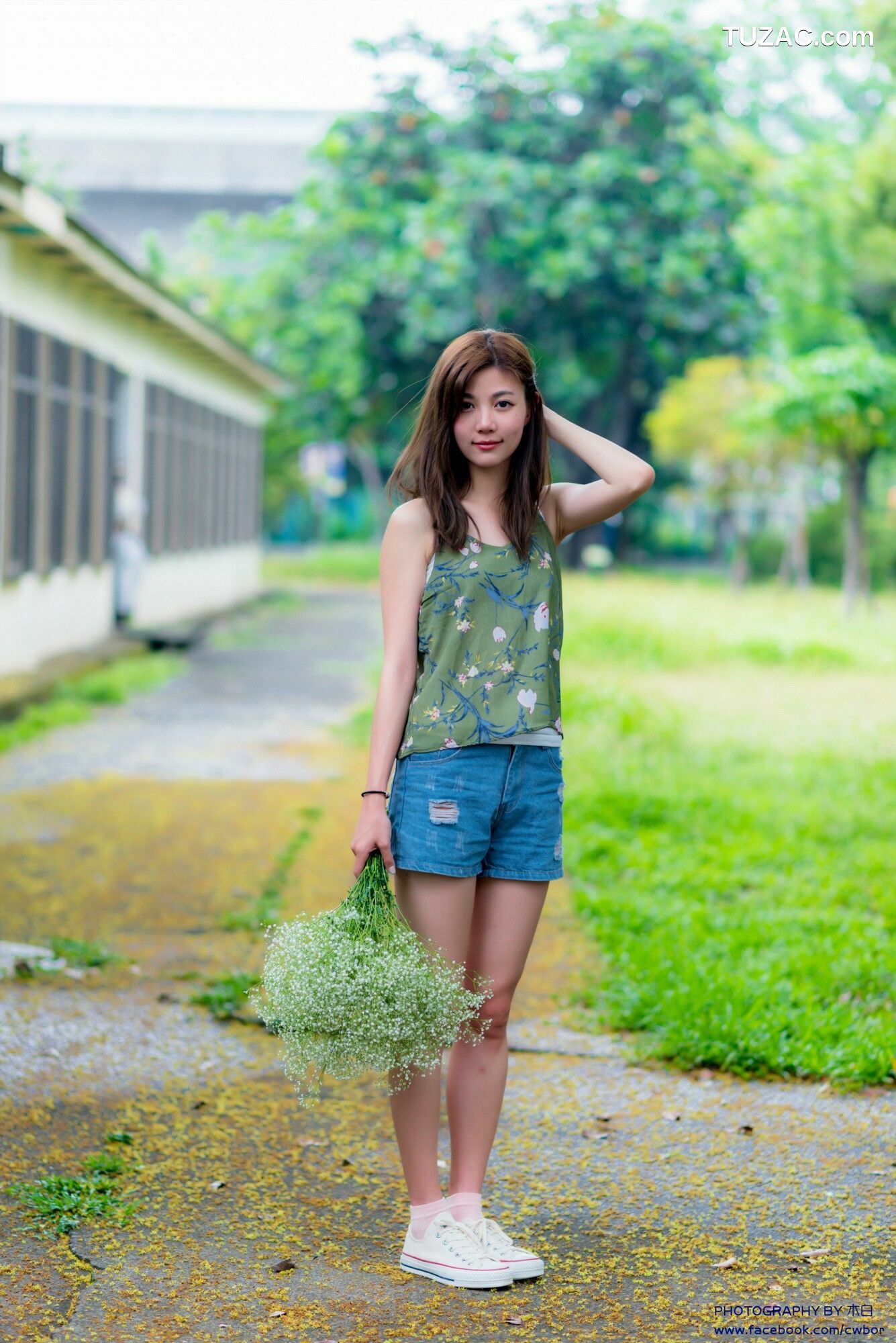 台湾正妹_ Dash Xu/許琬珍《午場 油廠國小時裝外拍》 写真集[60P]