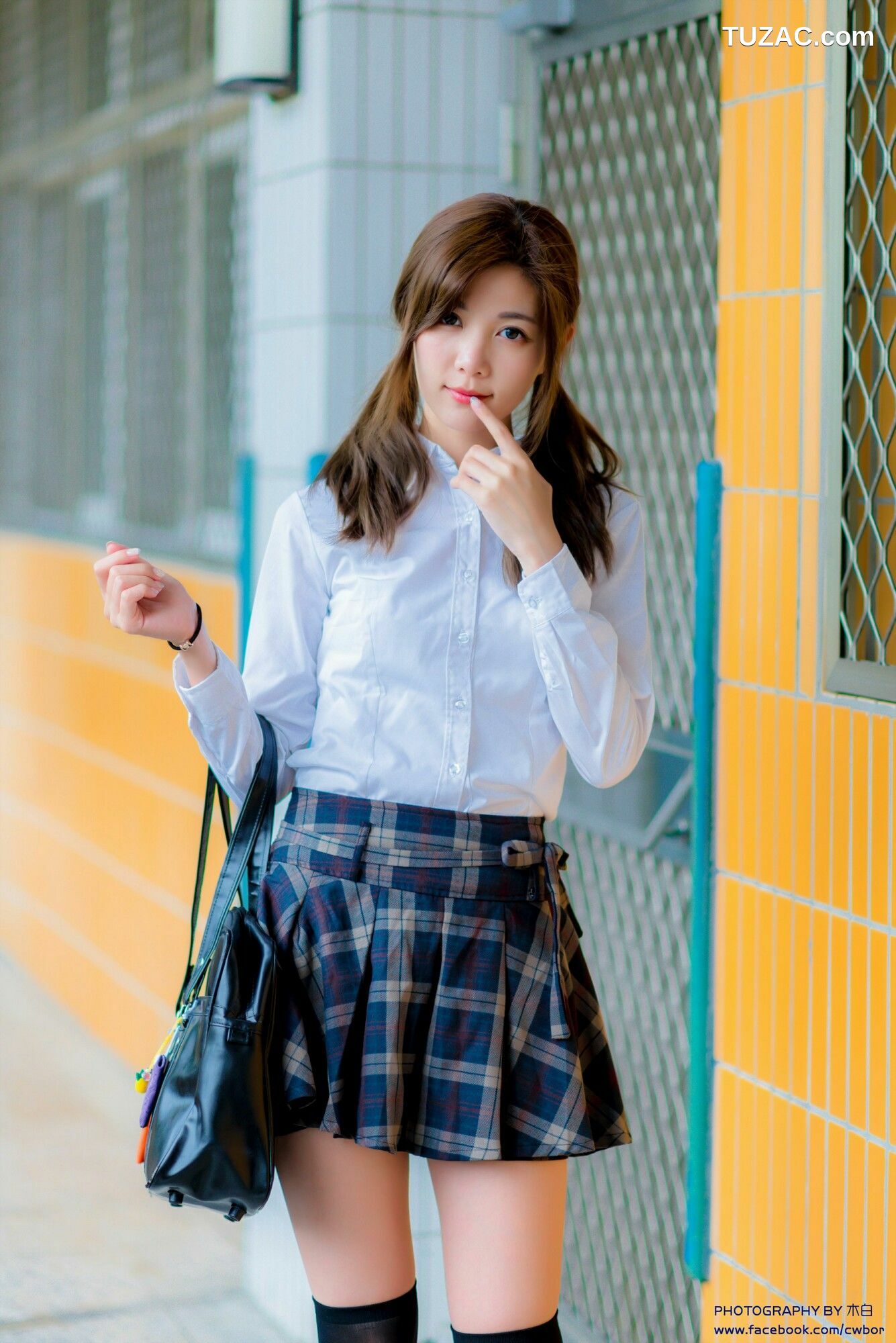 台湾正妹_ Dash Xu/許琬珍《午場 油廠國小時裝外拍》 写真集[60P]