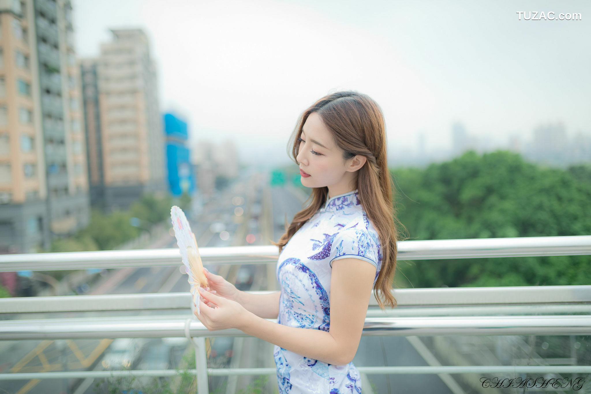 台湾正妹_ Emma江雨恩 - 清新外拍（三套服装） 写真集[31P]