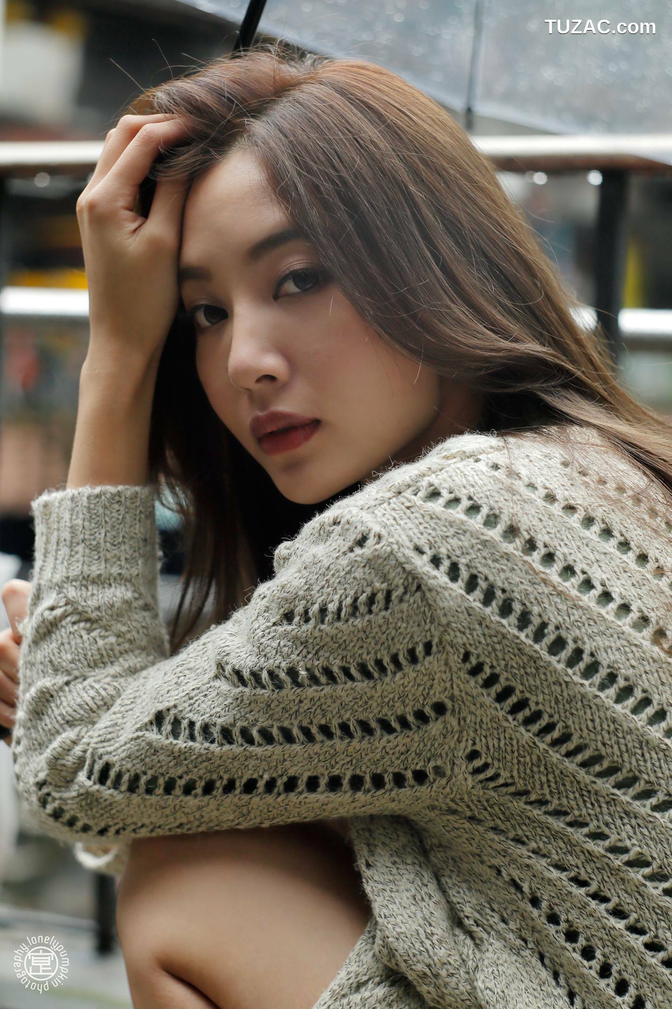 台湾正妹_ Emma江雨恩《西藏路+南機場公寓》 写真集[35P]