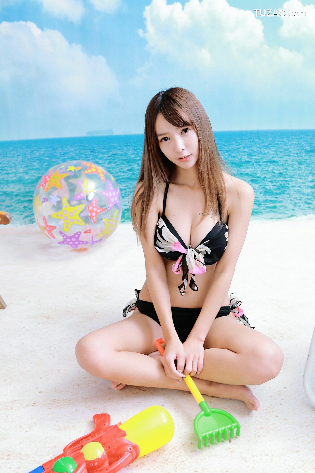 台湾正妹_ Kimi雅涵 - 内衣套图 写真集[104P]