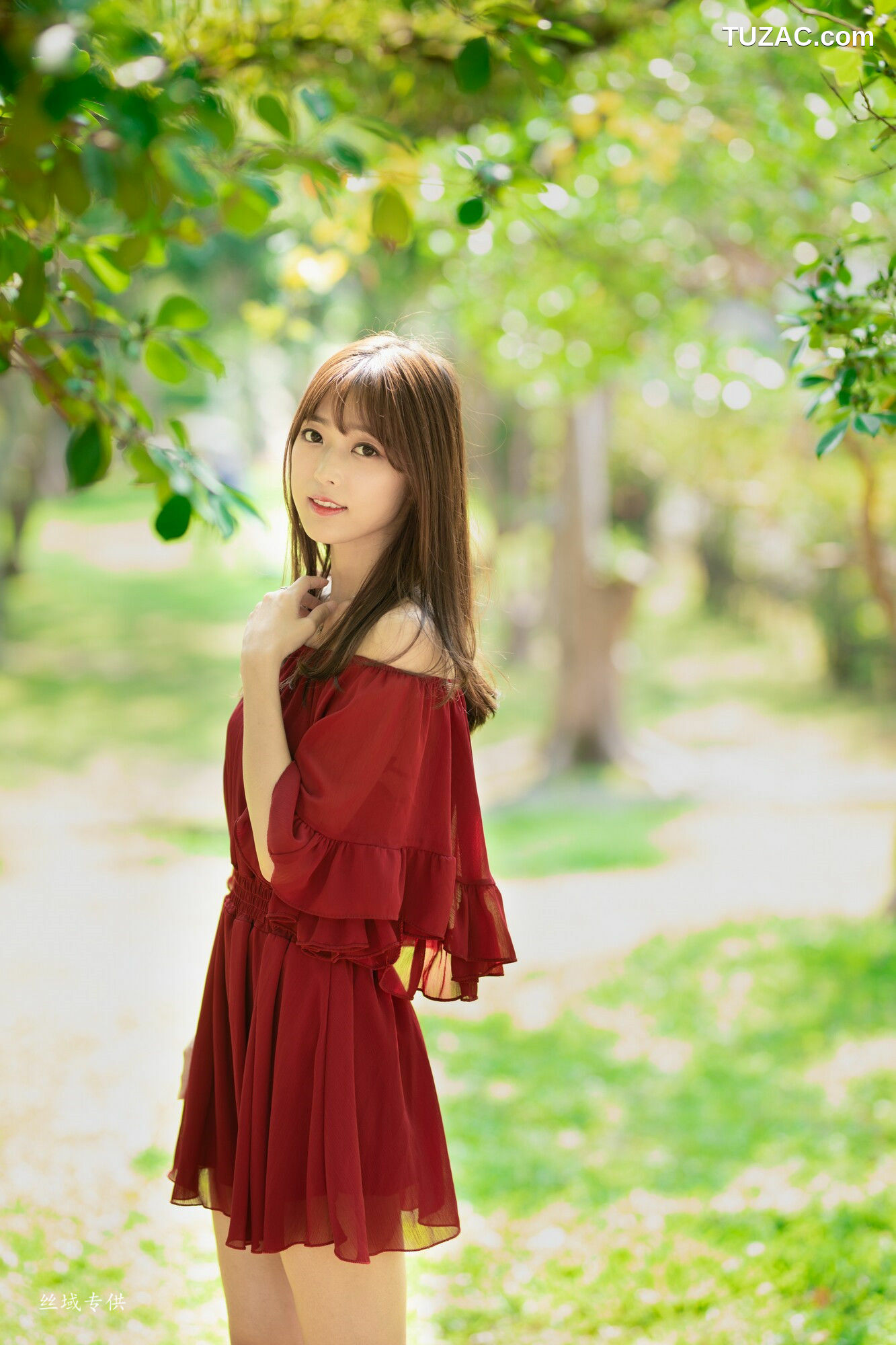 台湾正妹_ Lady憶憶/彭丽嘉《士林官邸》 写真集[64P]