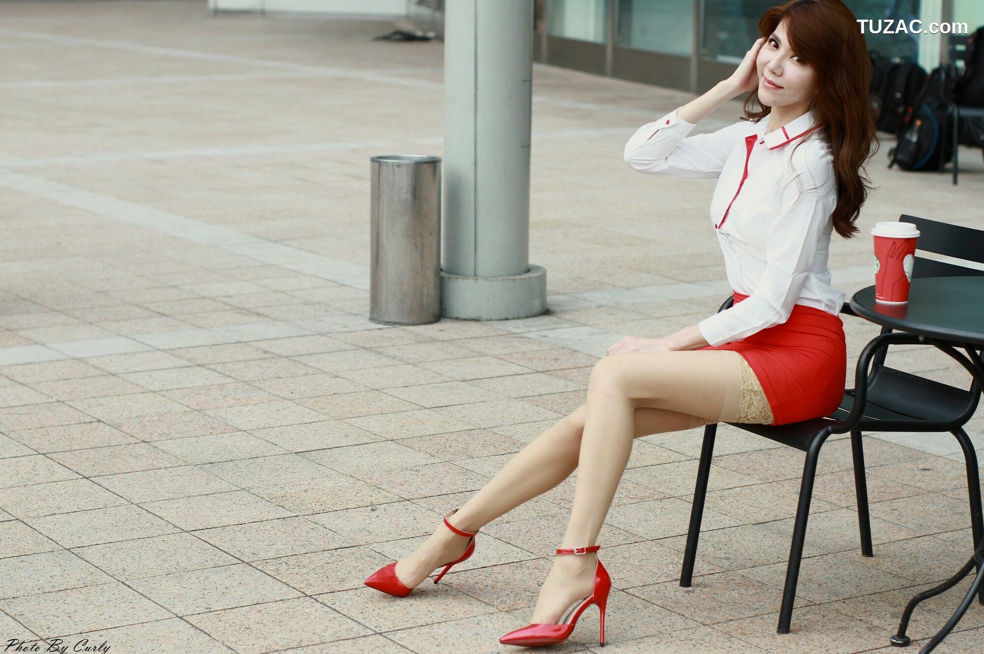 台湾正妹_ Maggie黄淑华《高雄巨蛋》 写真集[64P]