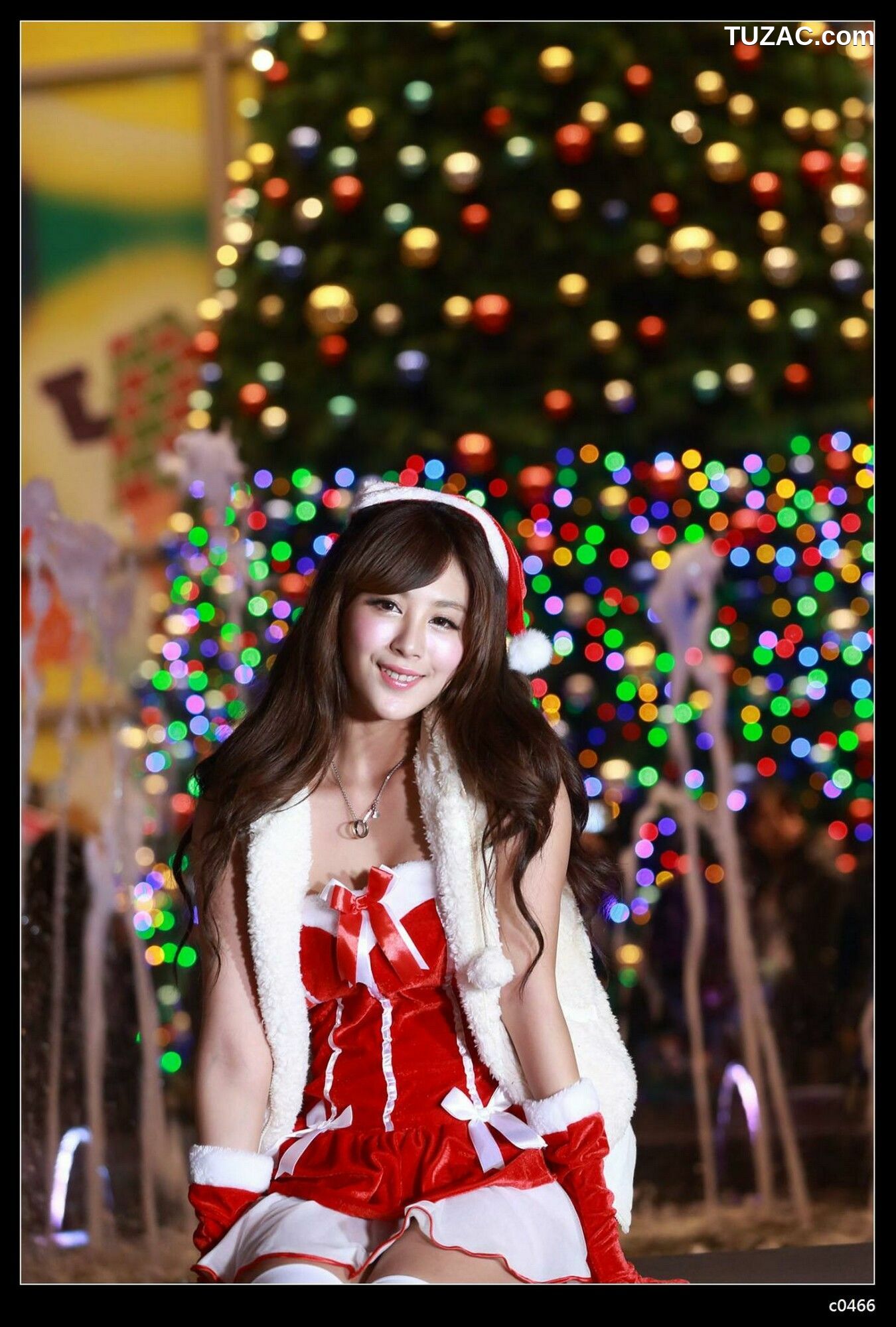 台湾正妹_ Miso夏晴 - 圣诞夜拍 写真集[114P]