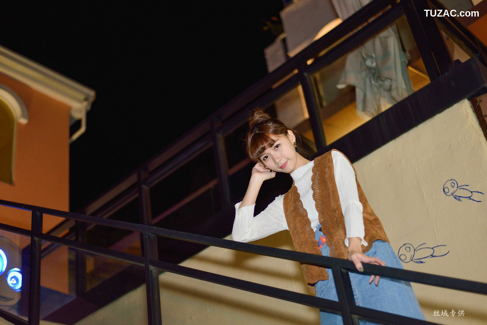 台湾正妹_ TiTi Yang《國美夜拍》 写真集[237P]