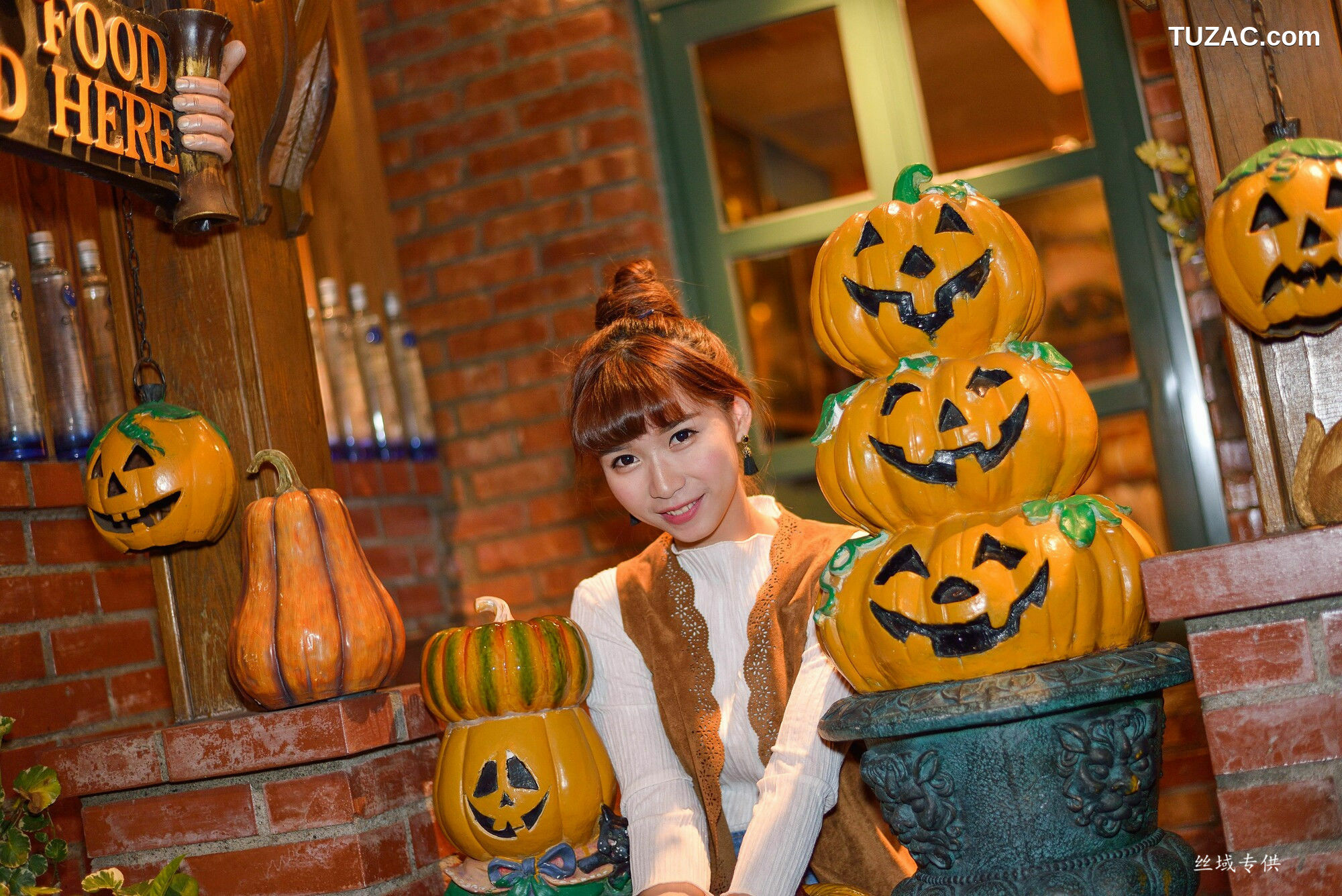 台湾正妹_ TiTi Yang《國美夜拍》 写真集[237P]