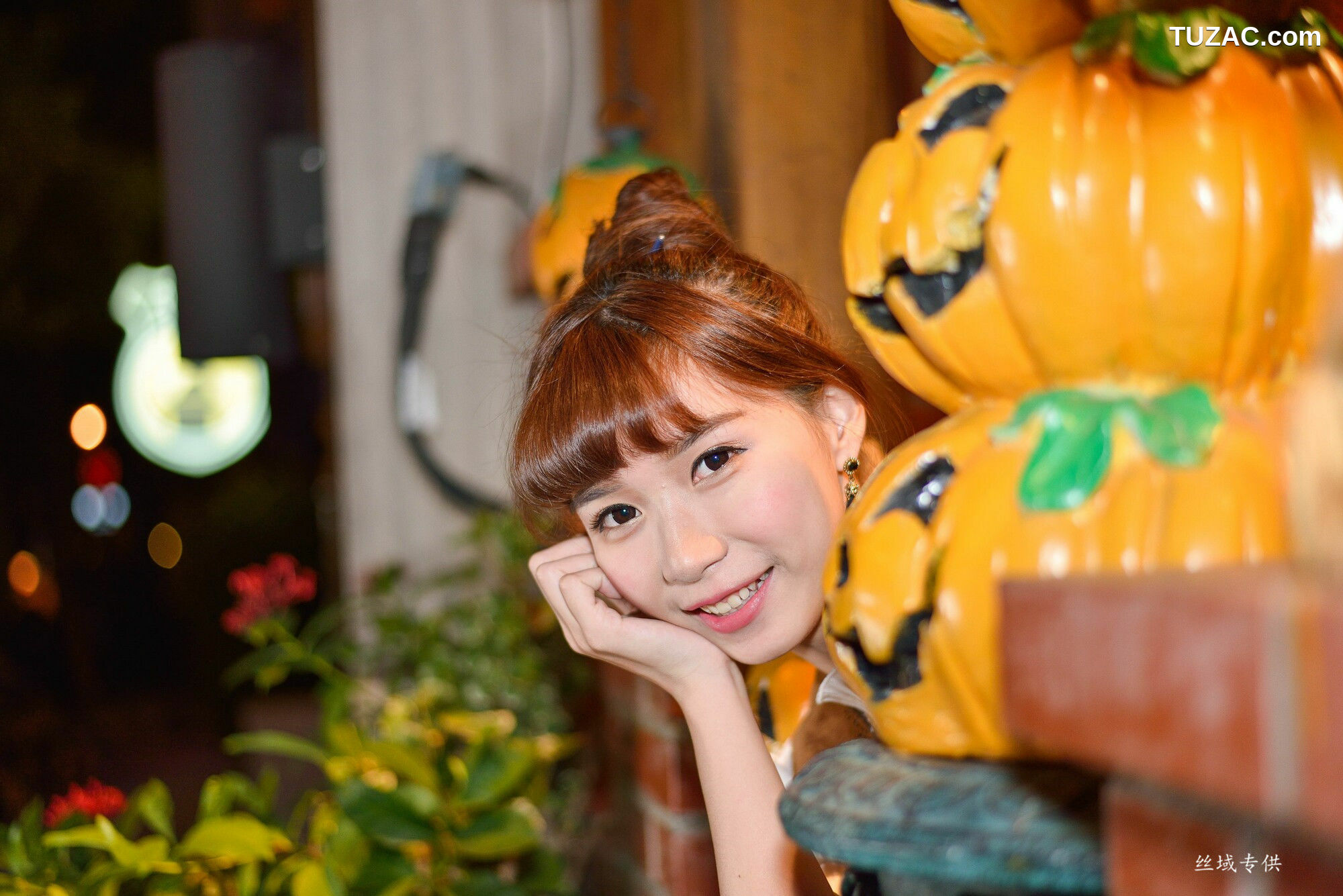 台湾正妹_ TiTi Yang《國美夜拍》 写真集[237P]