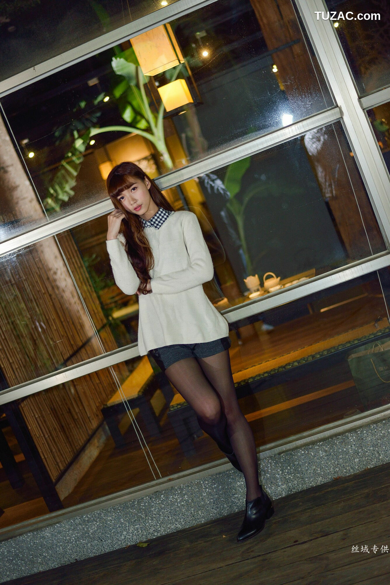 台湾正妹_ TiTi Yang《國美夜拍》 写真集[237P]