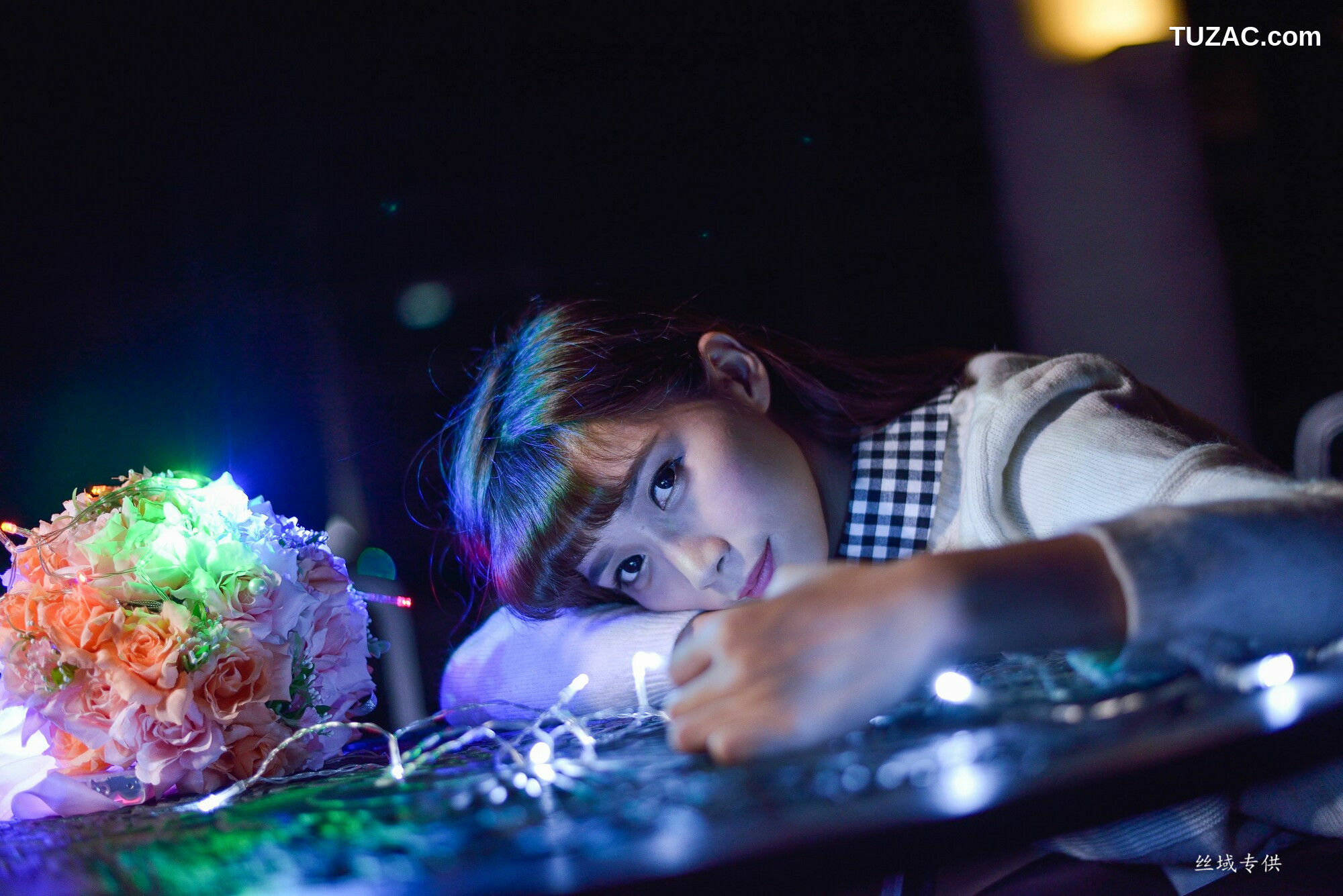 台湾正妹_ TiTi Yang《國美夜拍》 写真集[237P]