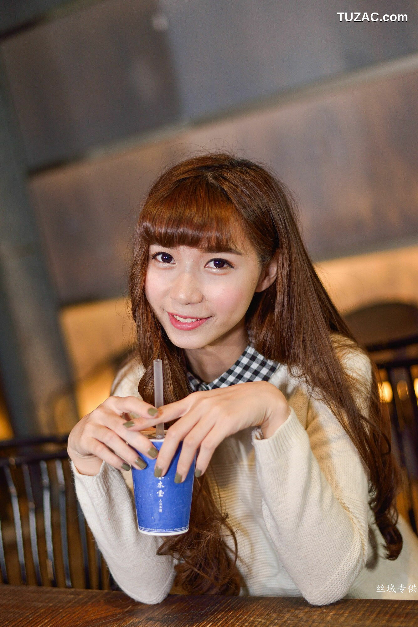 台湾正妹_ TiTi Yang《國美夜拍》 写真集[237P]