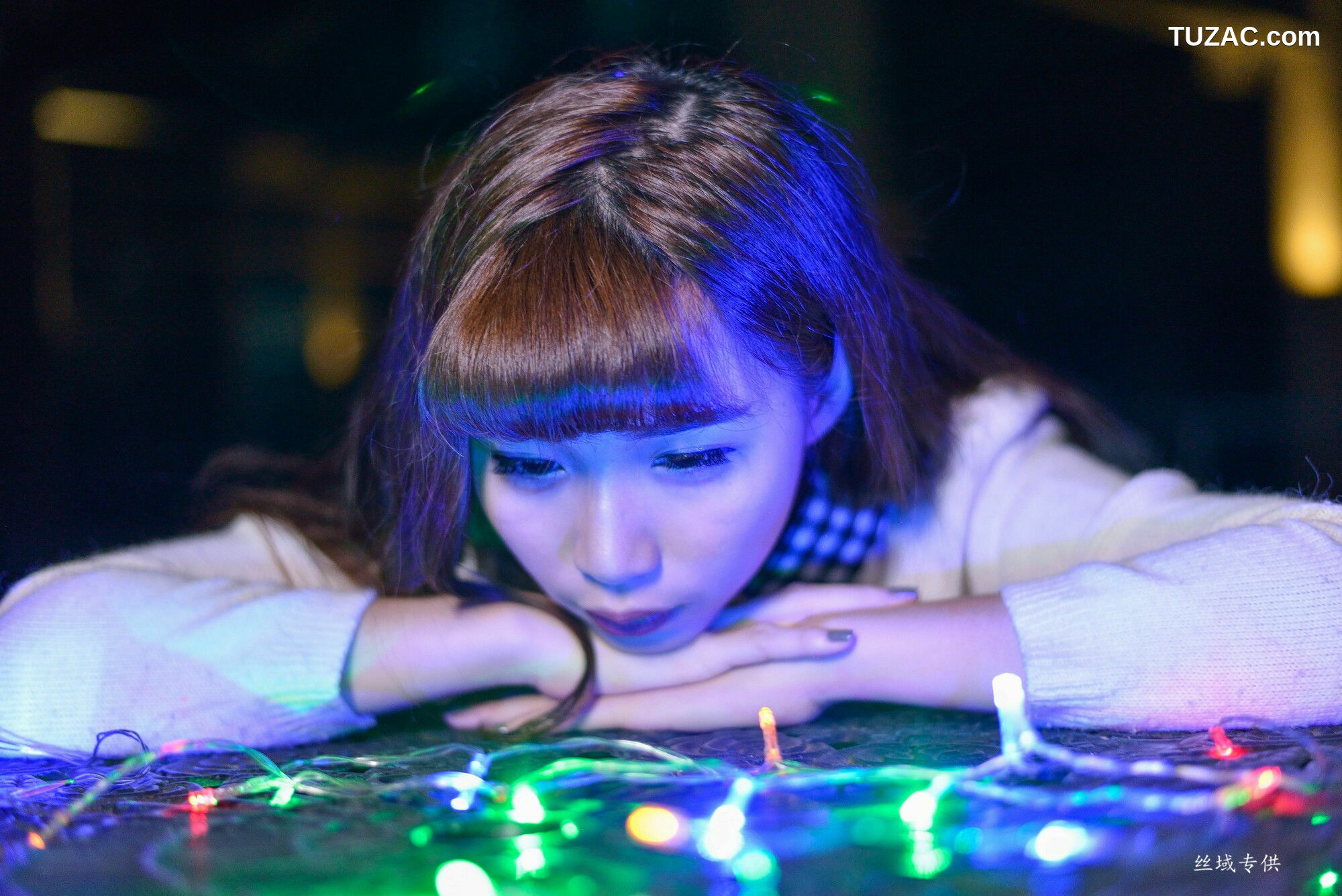 台湾正妹_ TiTi Yang《國美夜拍》 写真集[237P]