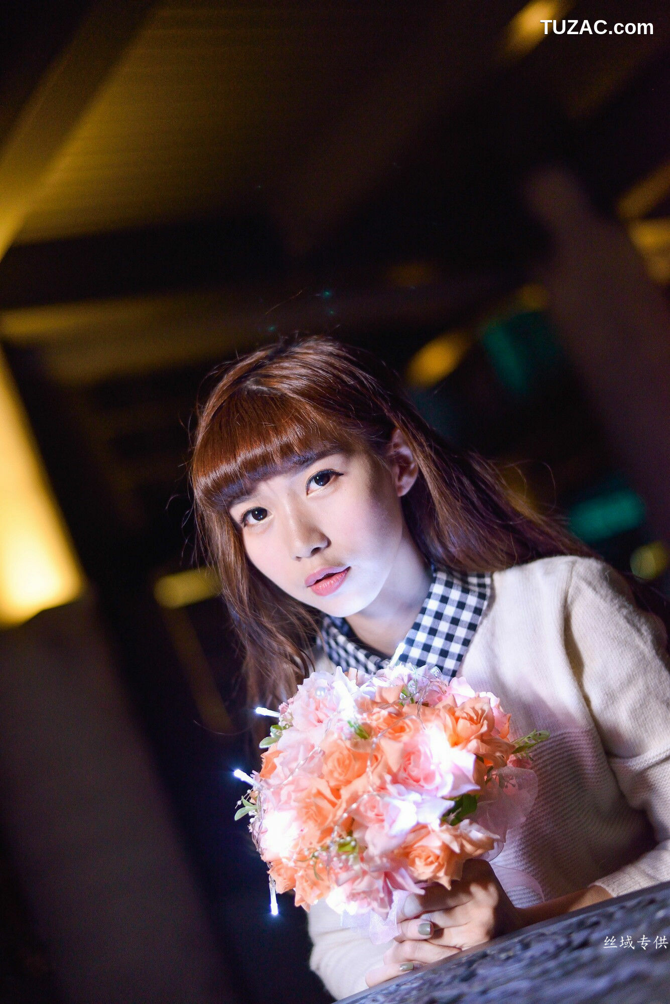 台湾正妹_ TiTi Yang《國美夜拍》 写真集[237P]