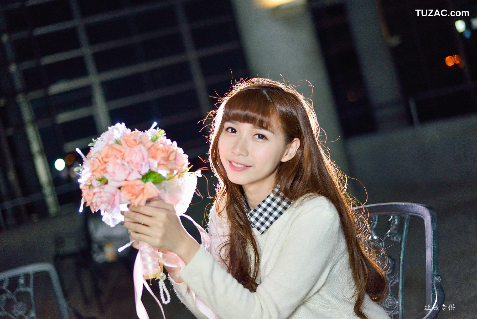 台湾正妹_ TiTi Yang《國美夜拍》 写真集[237P]