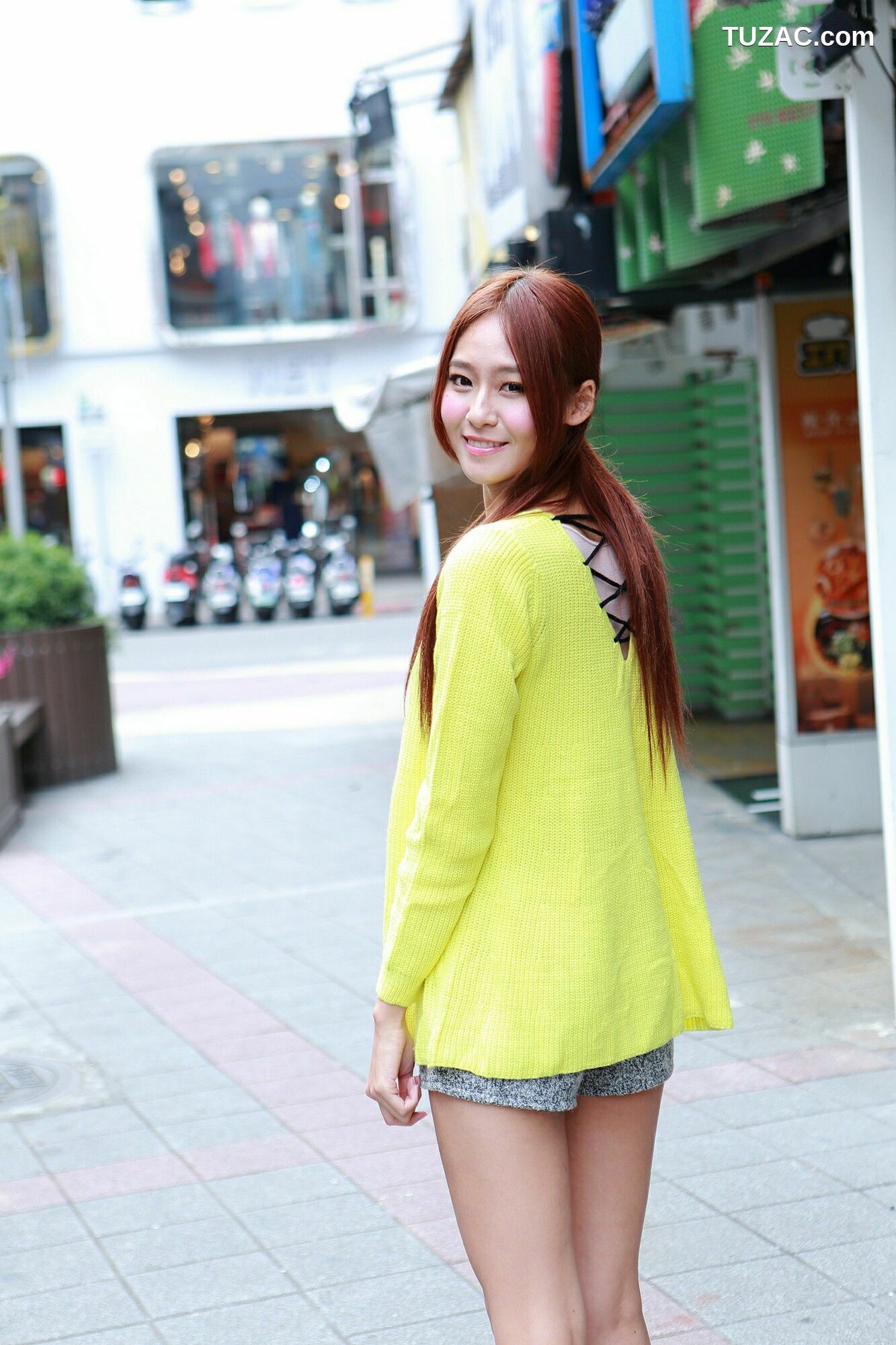 台湾正妹_ Winnie小雪《台北外拍》 写真集[69P]