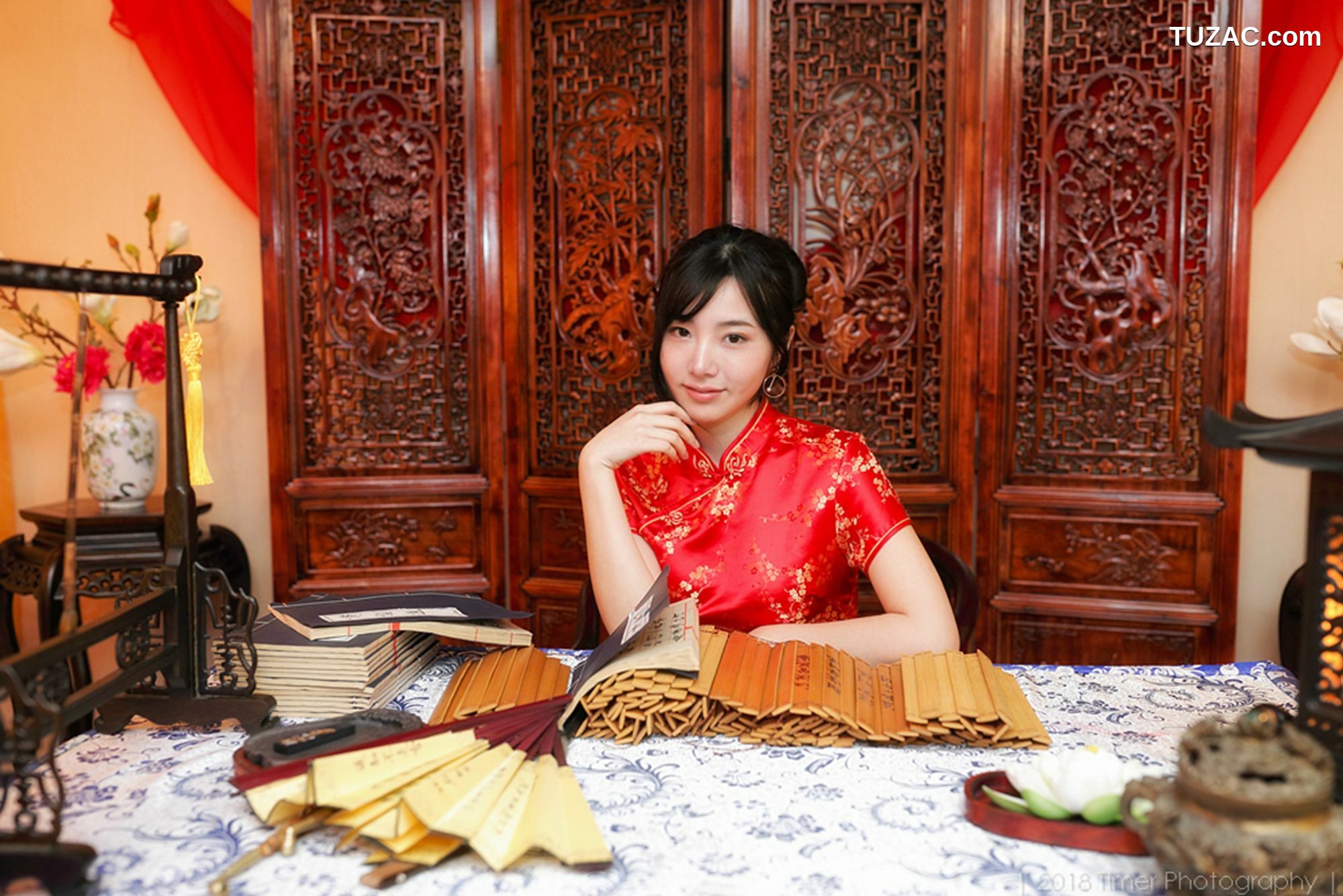 台湾正妹_ Zora陈思颖 《贺喜新春时尚棚拍》（上） 写真集[73P]