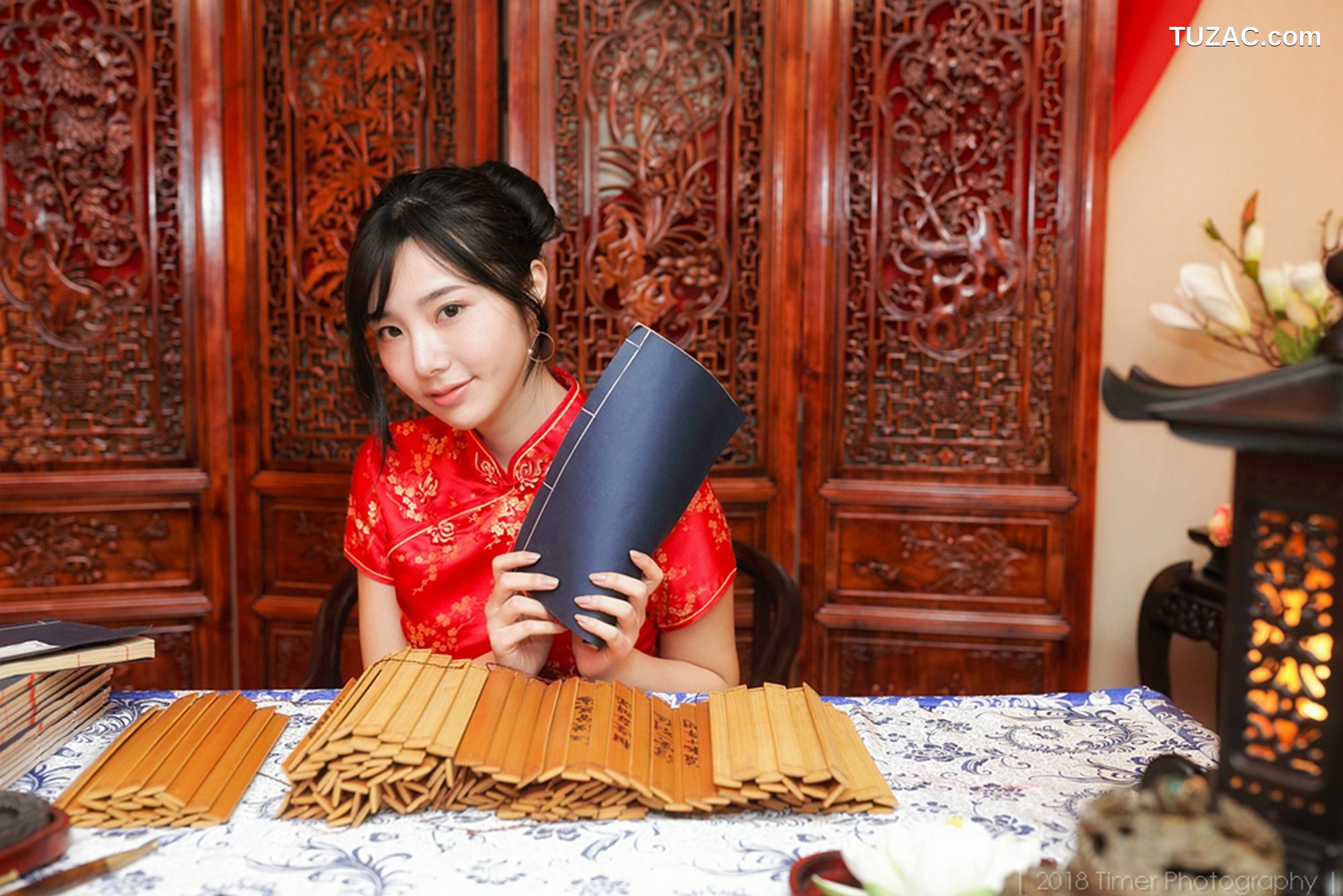 台湾正妹_ Zora陈思颖 《贺喜新春时尚棚拍》（上） 写真集[73P]