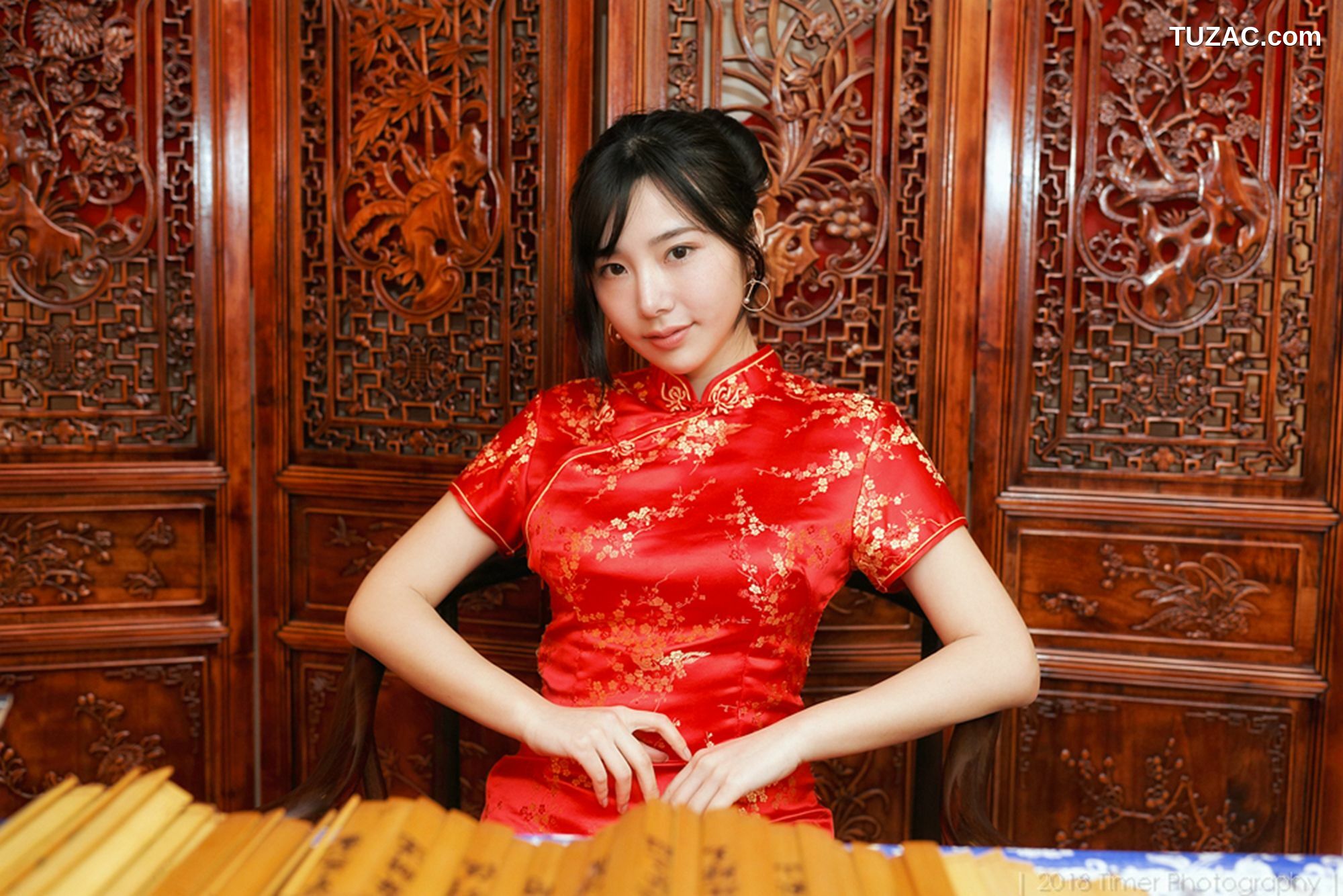 台湾正妹_ Zora陈思颖 《贺喜新春时尚棚拍》（上） 写真集[73P]