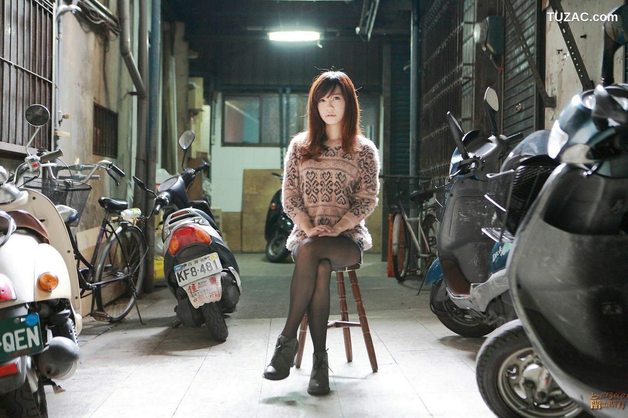 台湾正妹_ 丸子《臺南小西門外拍》 写真集[62P]