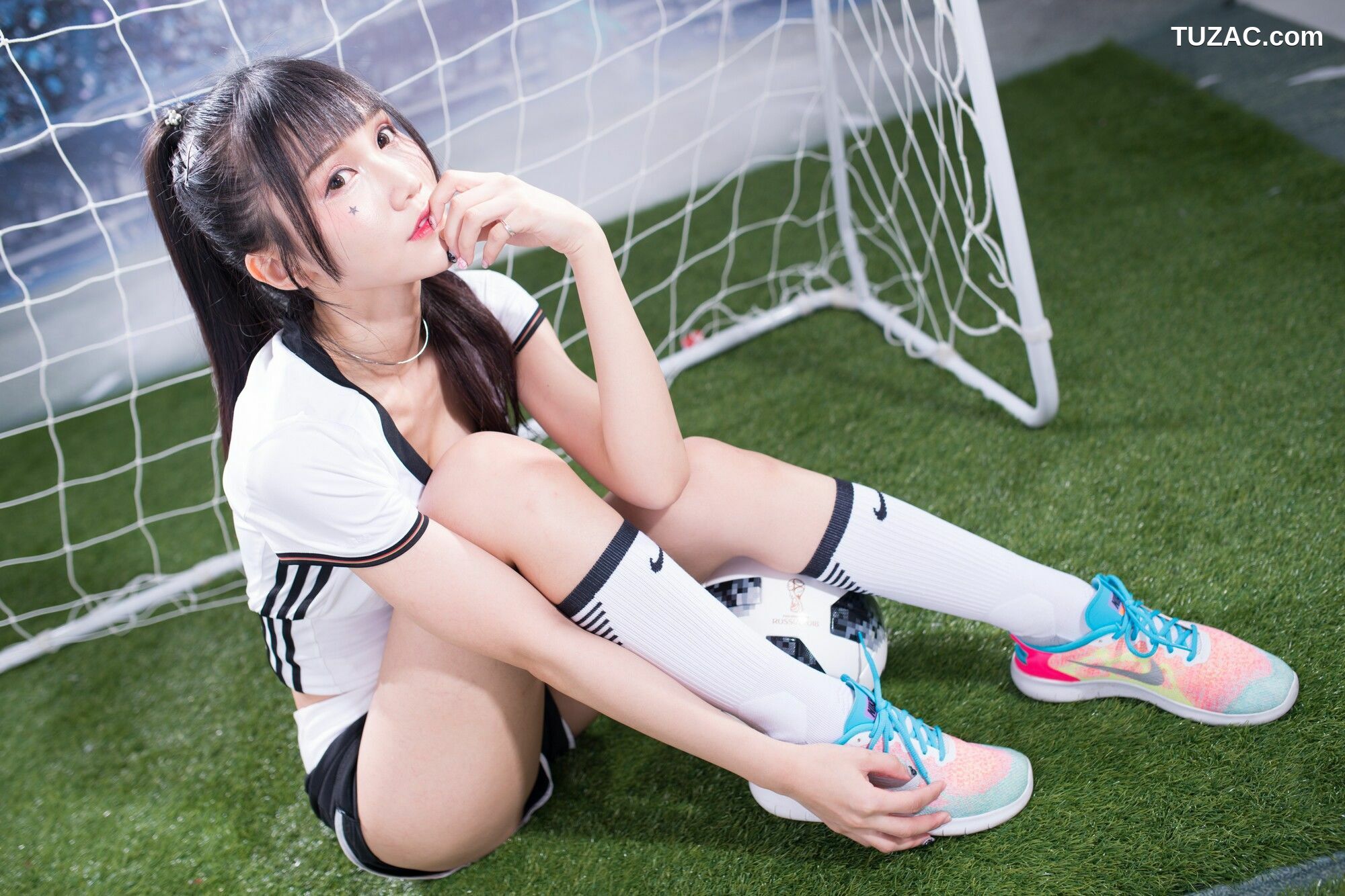 台湾正妹_ 乔乔儿Sylvia《琴棚足球宝贝》 写真集[34P]