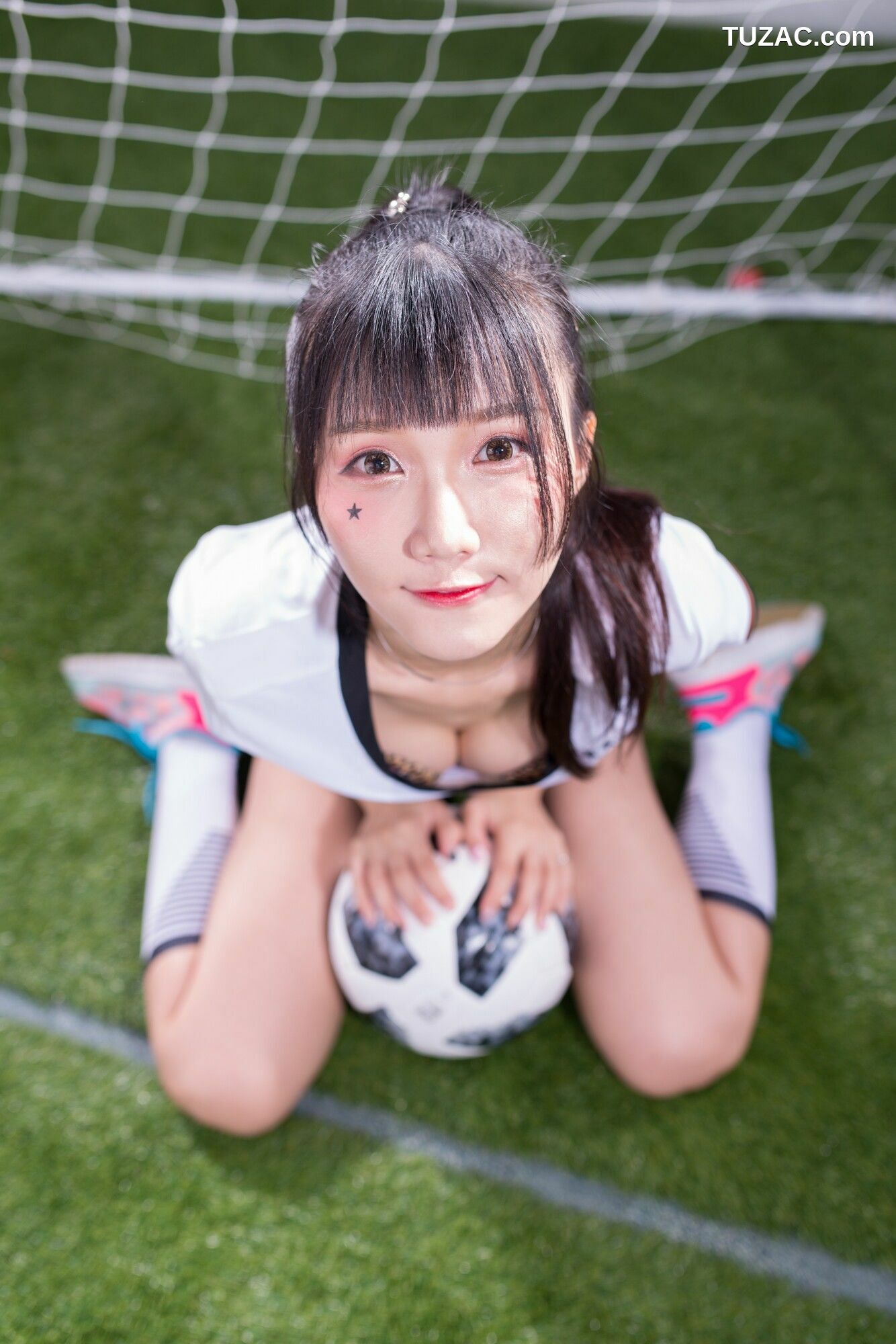 台湾正妹_ 乔乔儿Sylvia《琴棚足球宝贝》 写真集[34P]