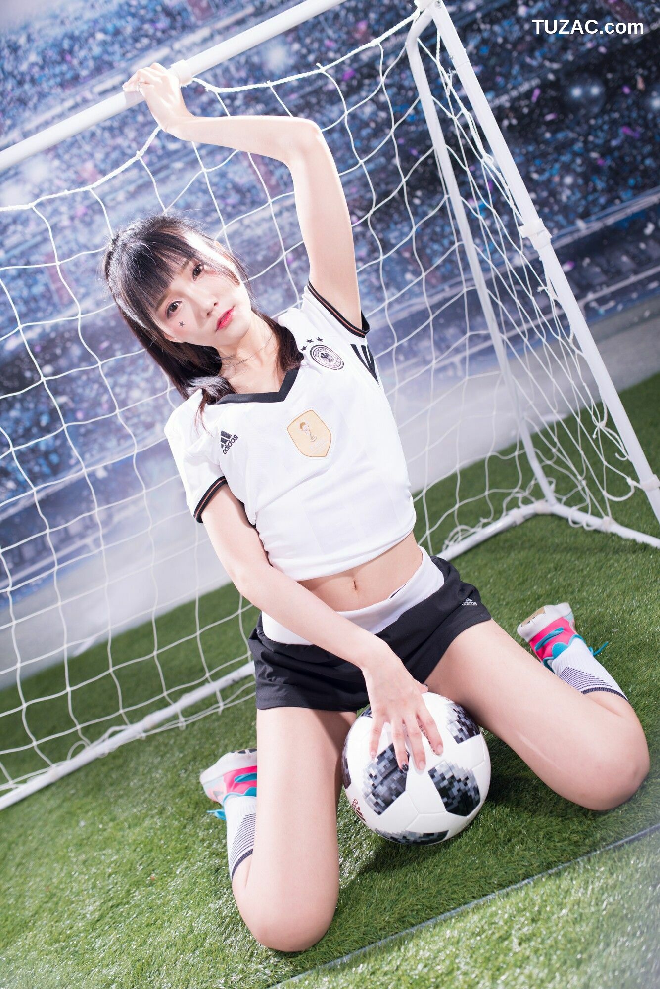 台湾正妹_ 乔乔儿Sylvia《琴棚足球宝贝》 写真集[34P]