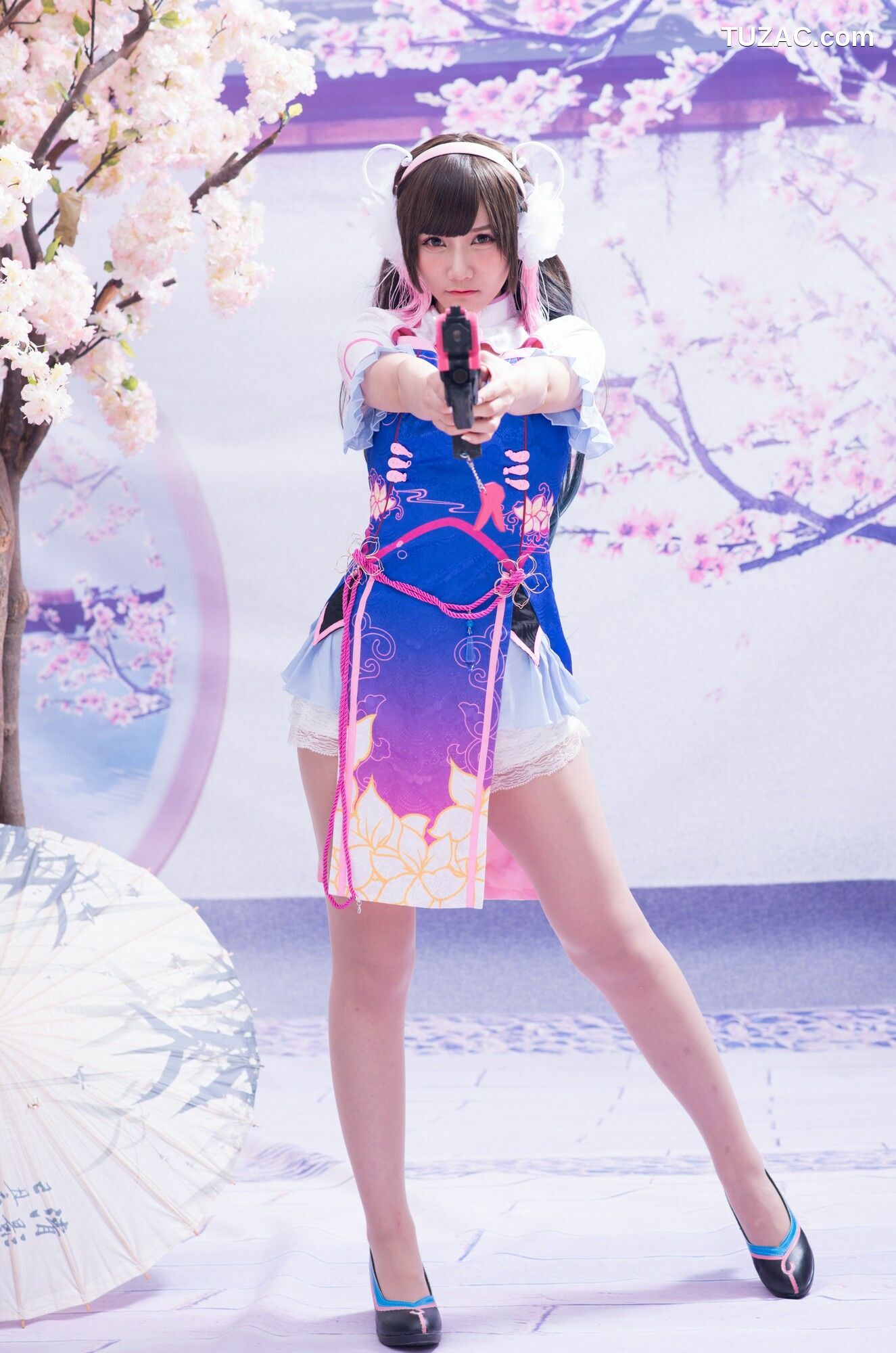 台湾正妹_ 乔乔儿《琴棚电玩少女DVA》 写真集[27P]