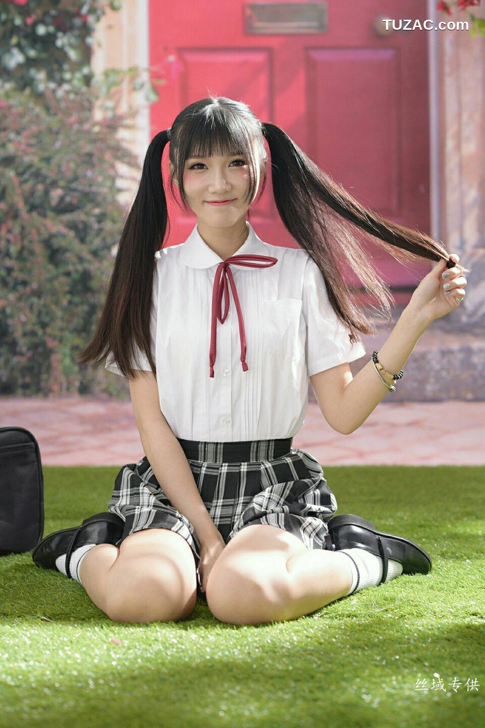 台湾正妹_ 乔乔儿《返校》 写真集[55P]