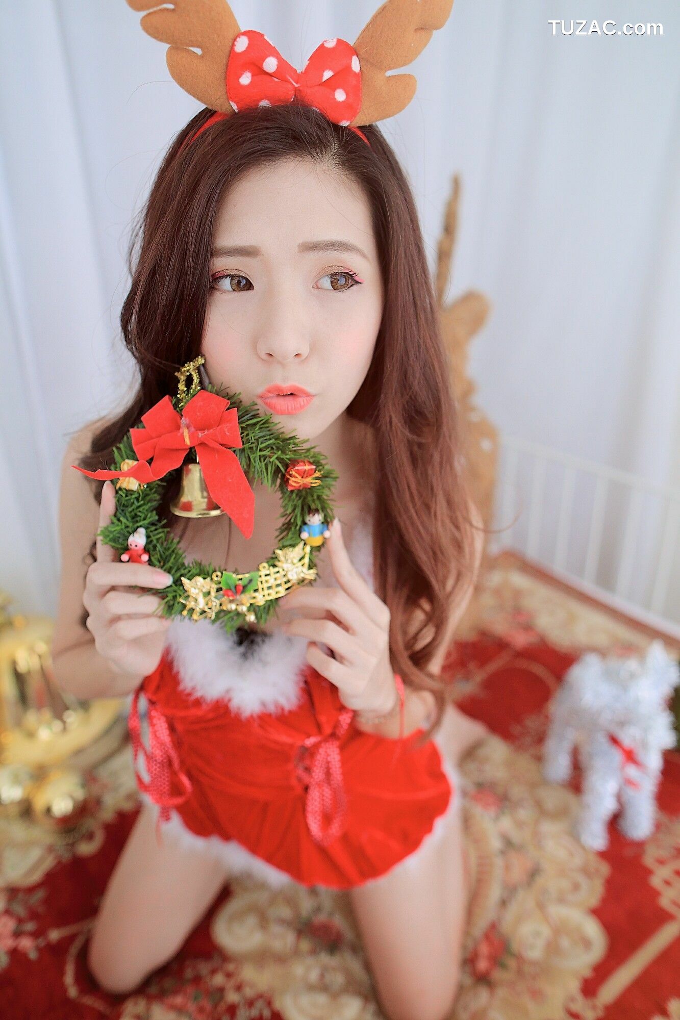 台湾正妹_ 吴诺DUDU 圣诞棚拍 写真集[76P]