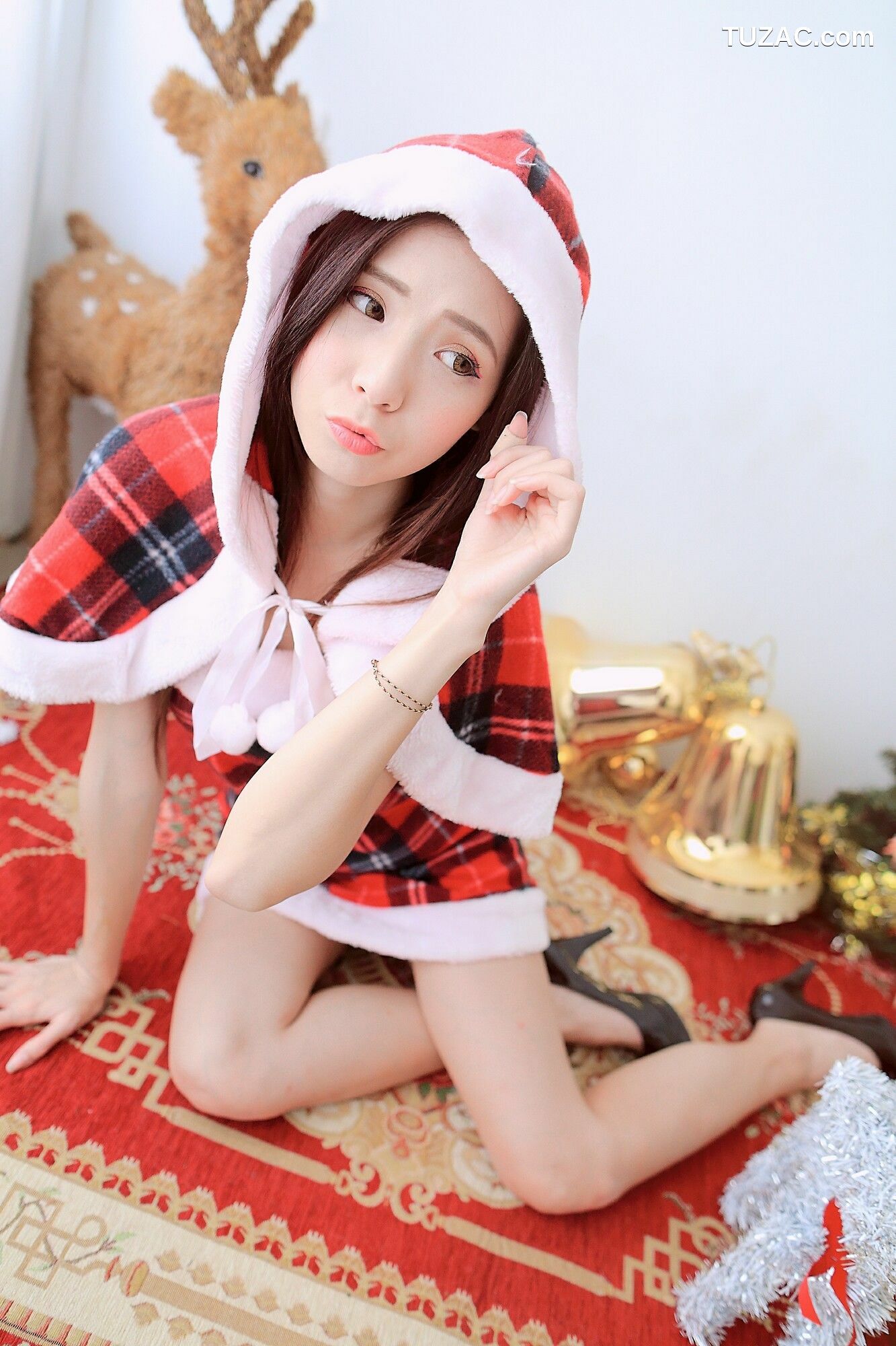 台湾正妹_ 吴诺DUDU 圣诞棚拍 写真集[76P]