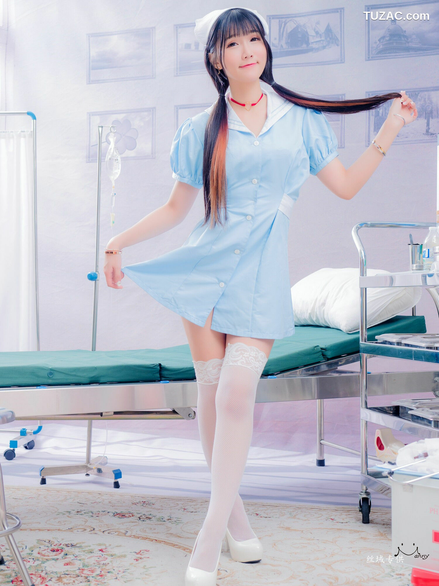 台湾正妹_ 喬喬兒《粉蓝護士風》 写真集[24P]