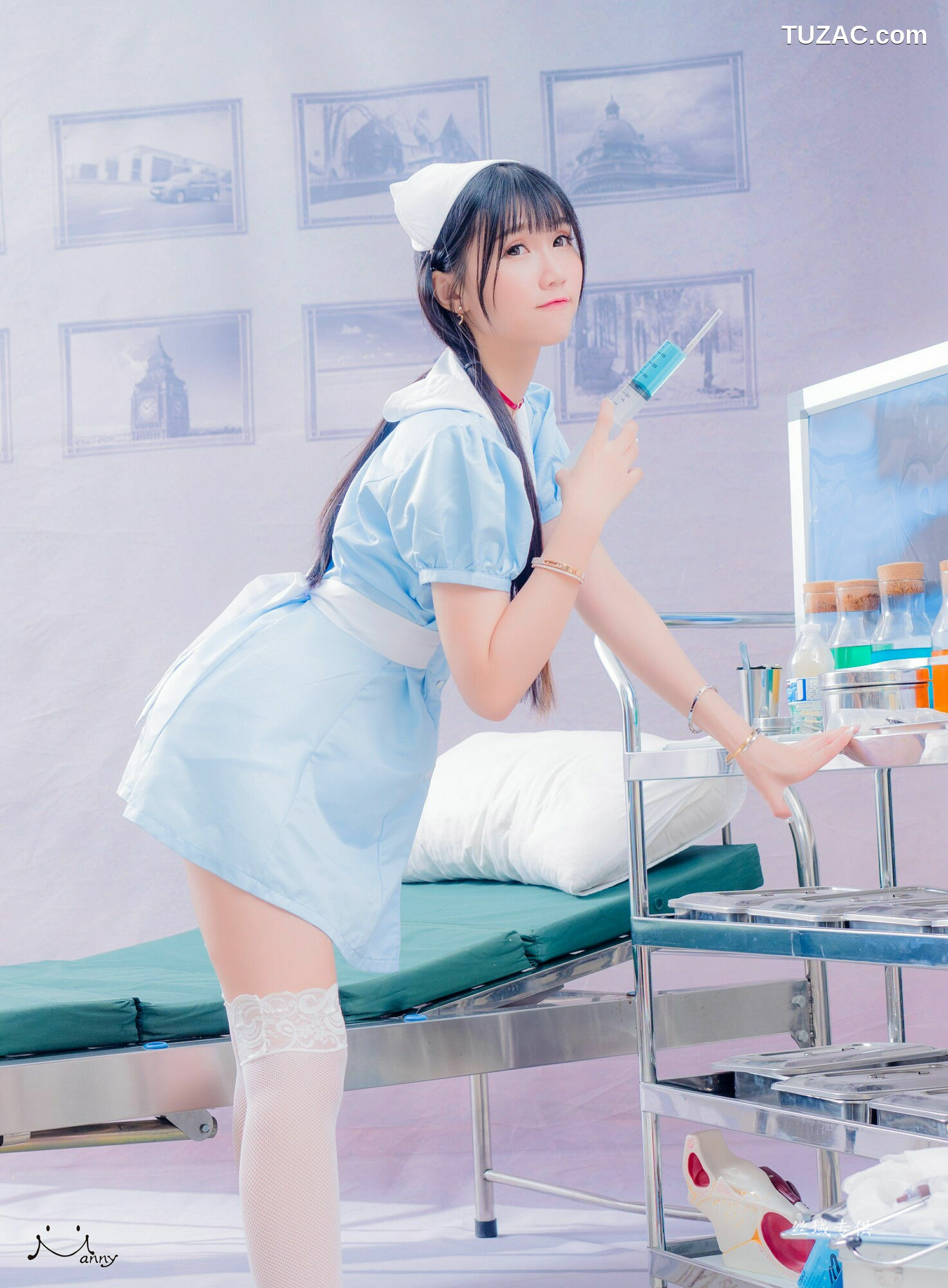 台湾正妹_ 喬喬兒《粉蓝護士風》 写真集[24P]