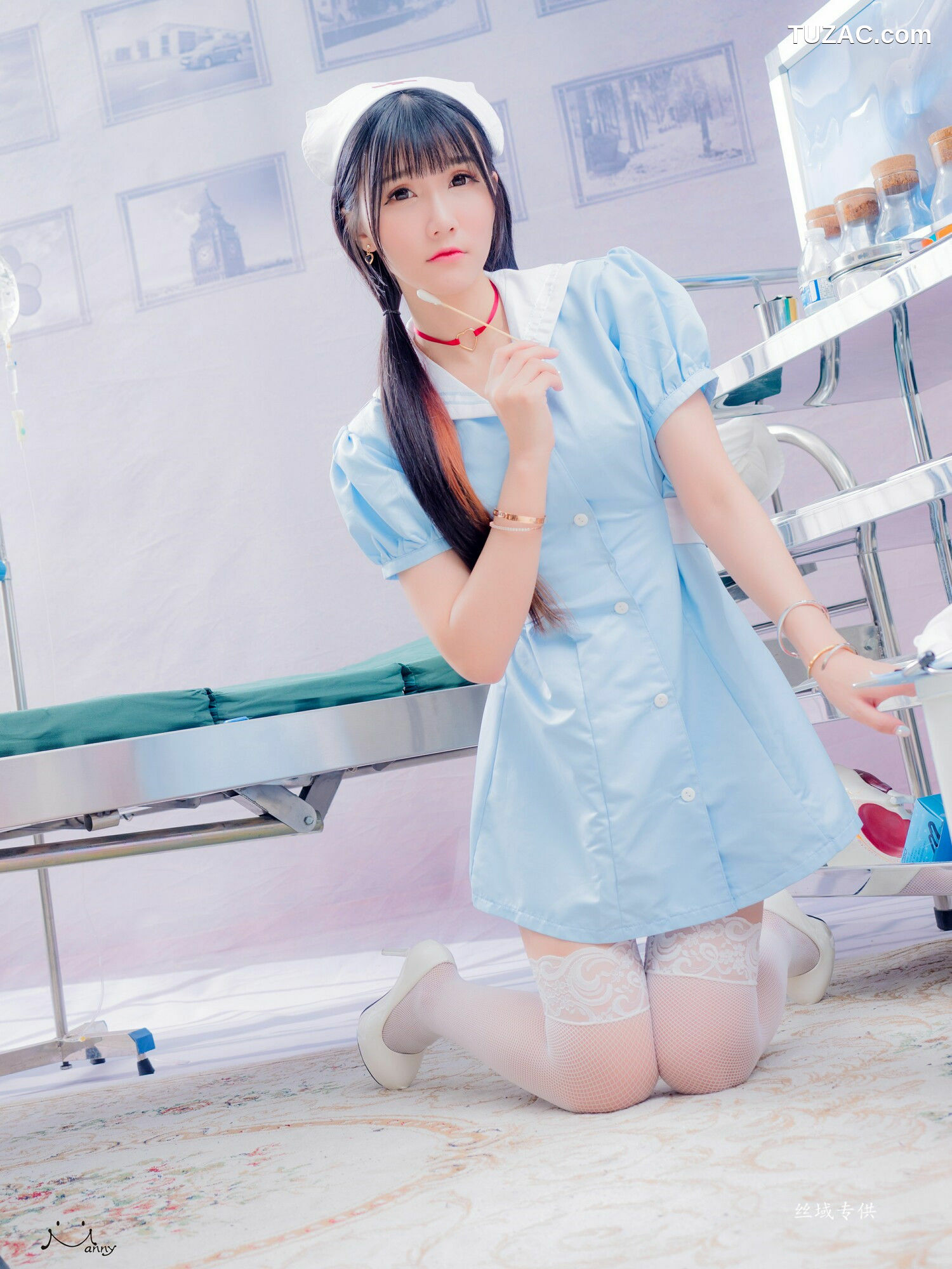 台湾正妹_ 喬喬兒《粉蓝護士風》 写真集[24P]