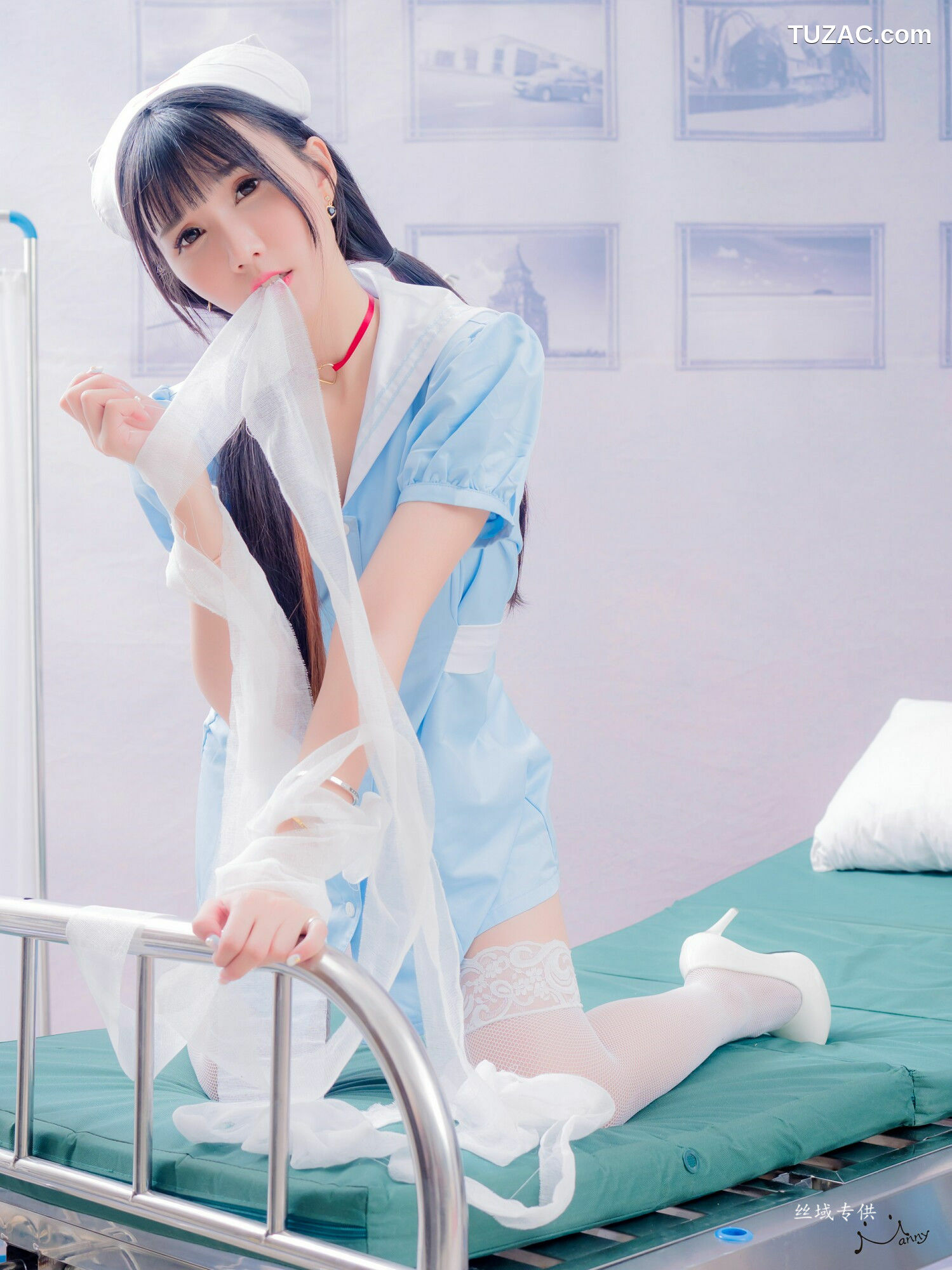 台湾正妹_ 喬喬兒《粉蓝護士風》 写真集[24P]