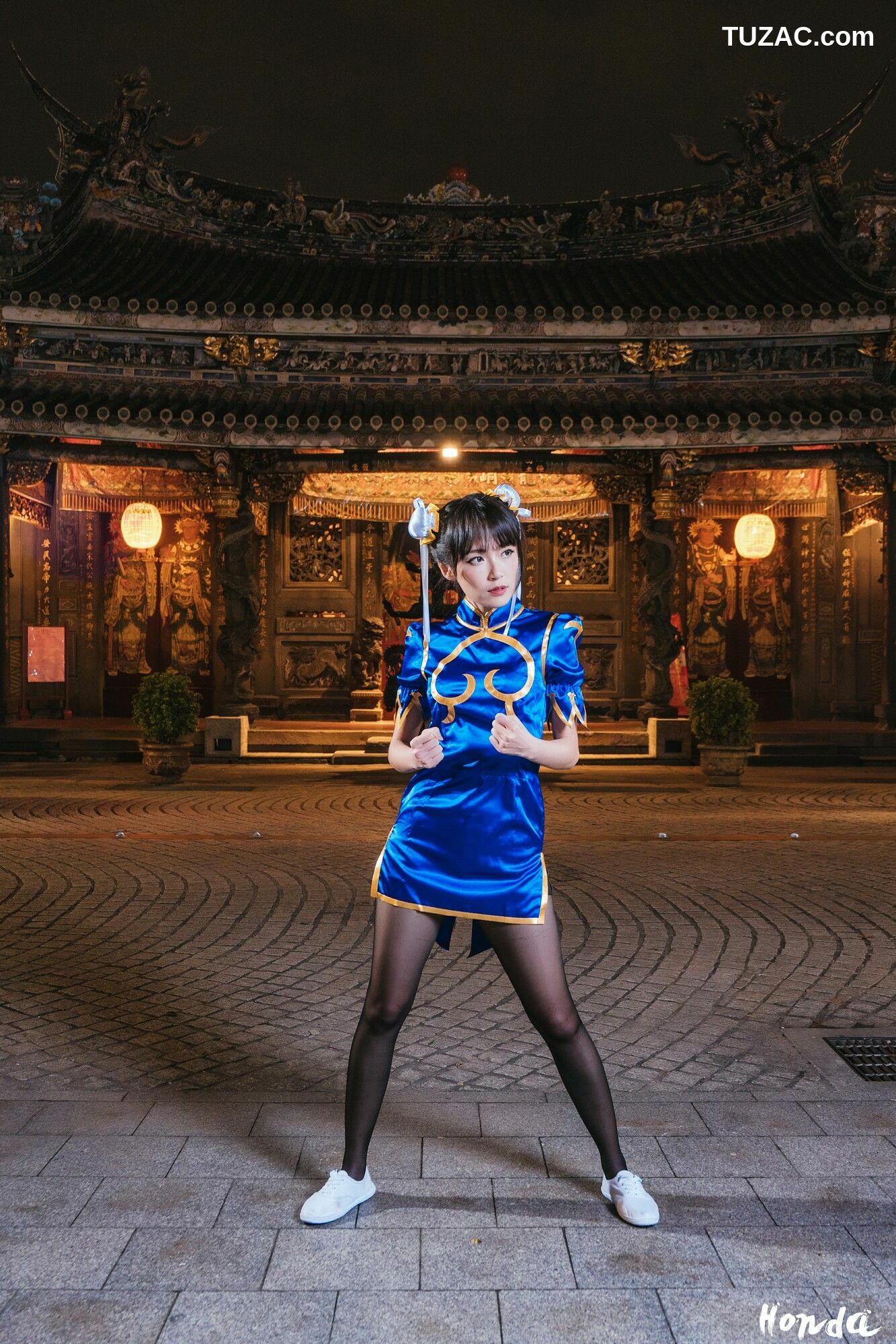 台湾正妹_ 妙妙《春丽秀》写真集[18P]