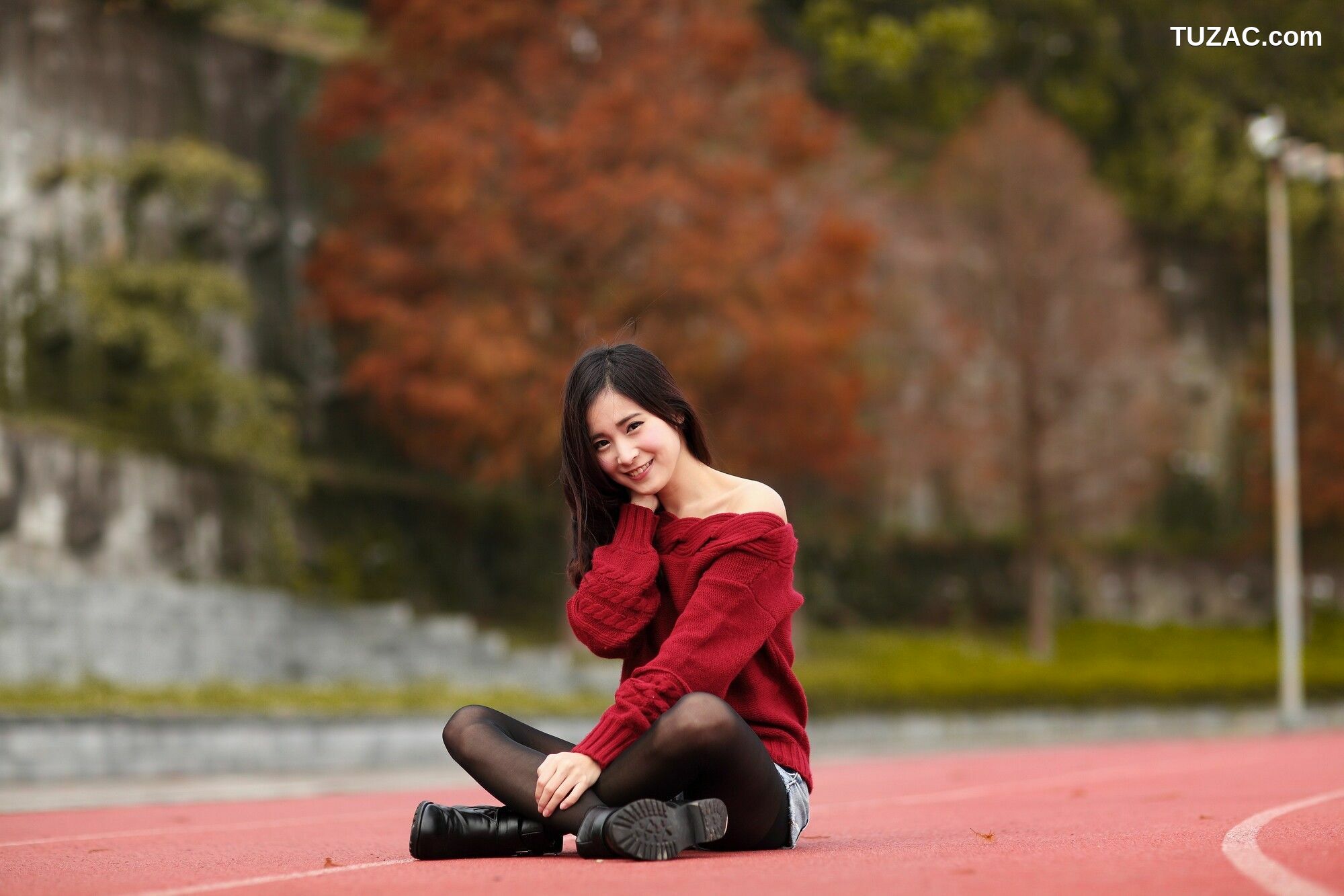 台湾正妹_ 孟洁 (两套服装） 写真集[89P]