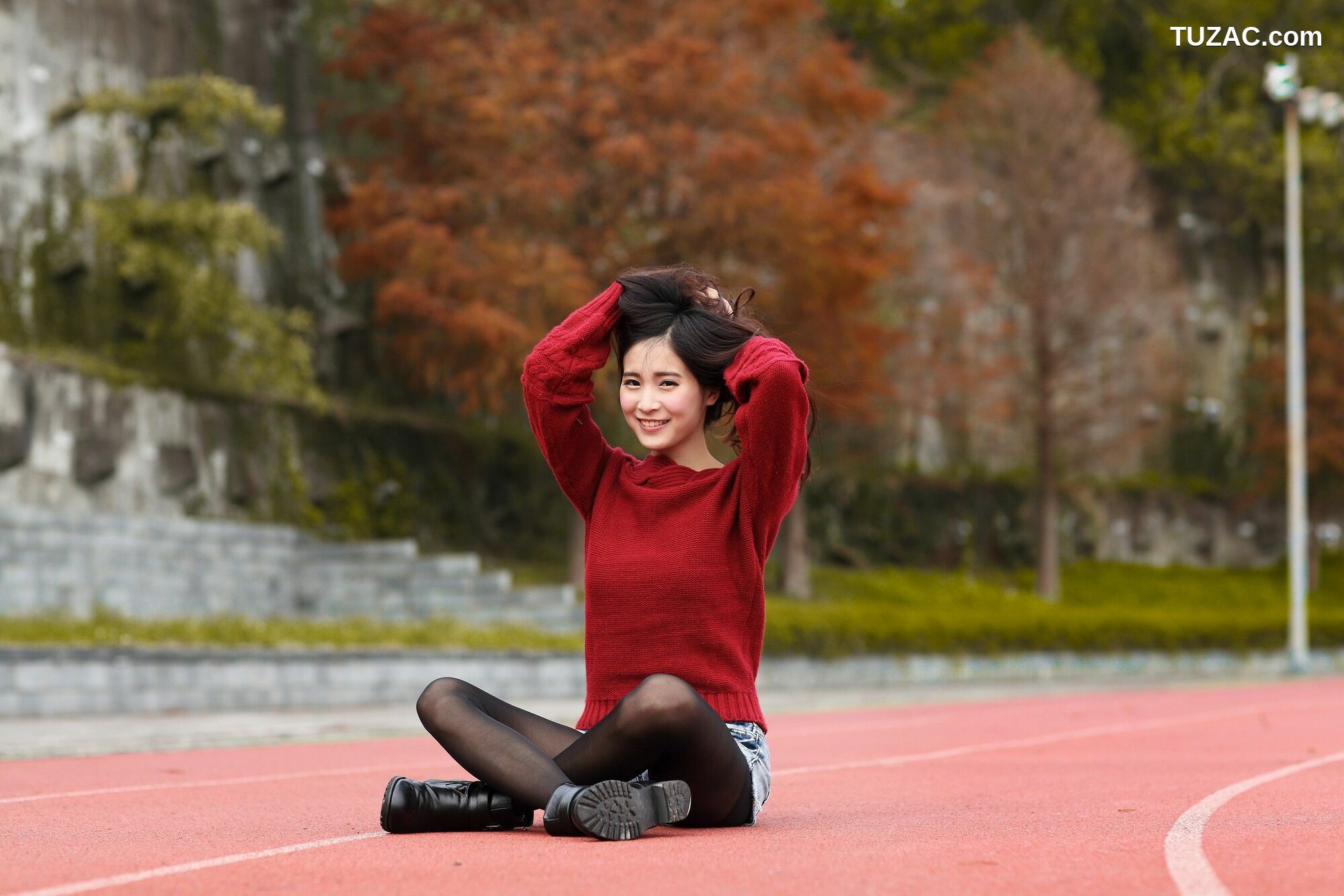台湾正妹_ 孟洁 (两套服装） 写真集[89P]