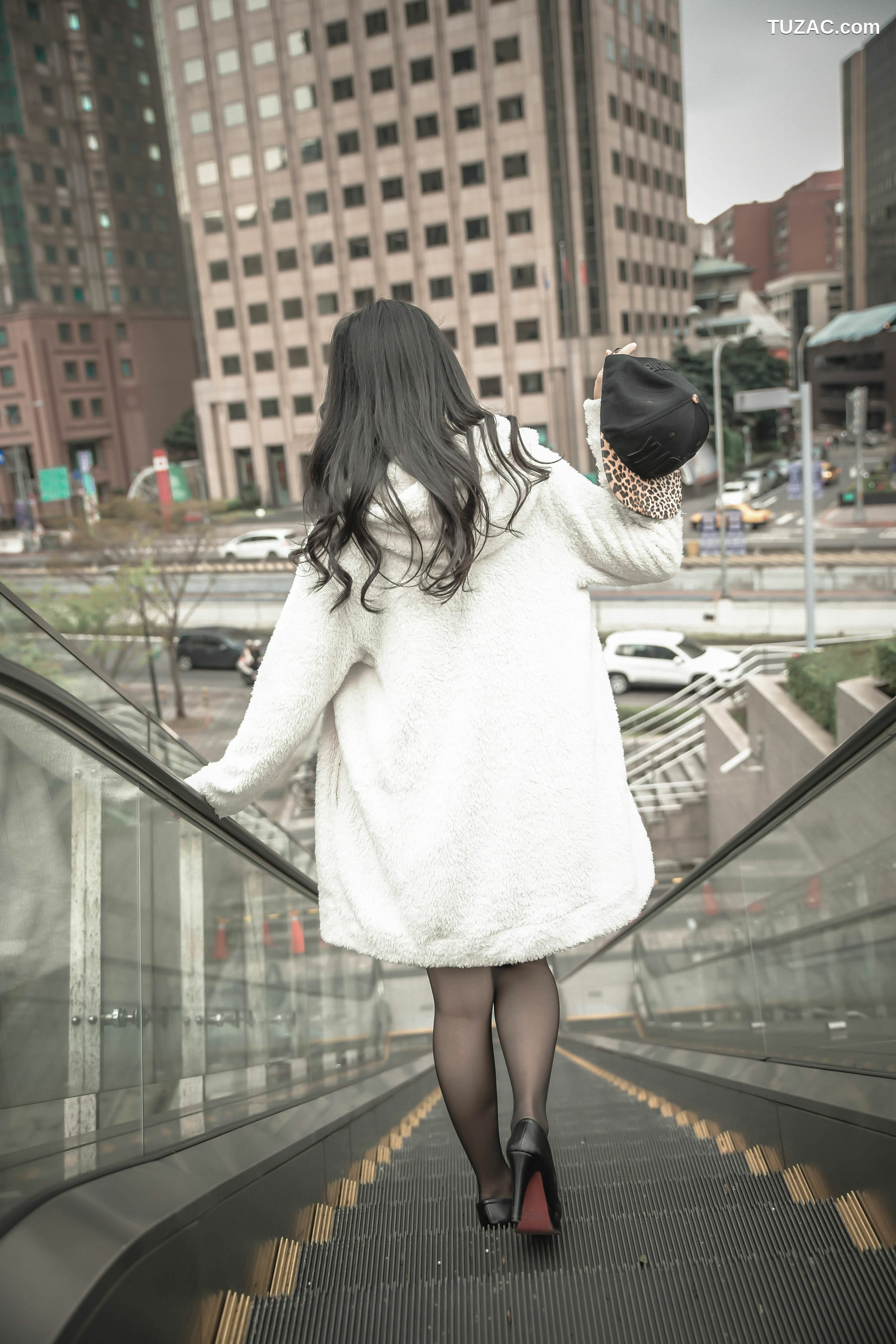 台湾正妹_ 小枫《信義區外拍》写真集[94P]