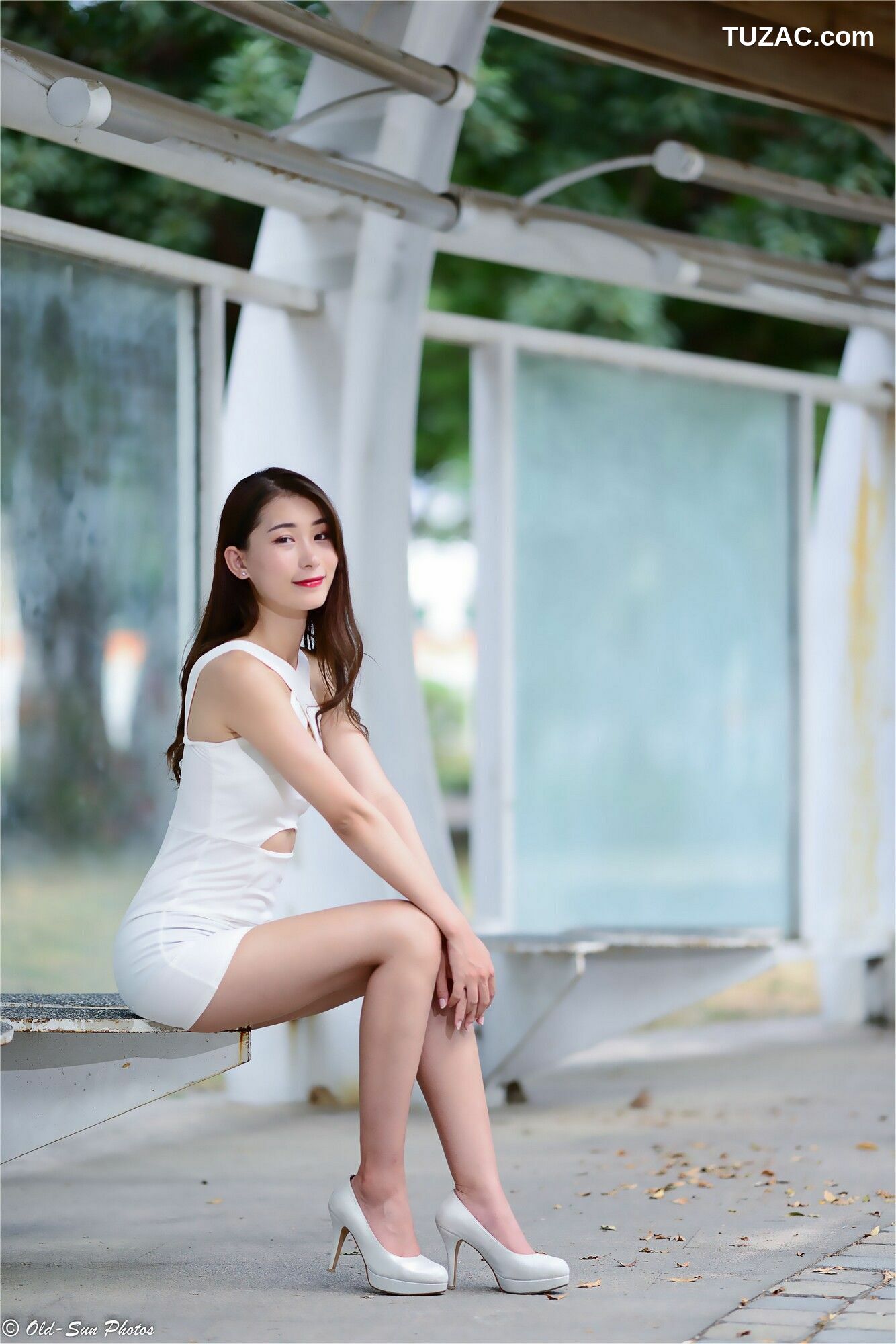 台湾正妹_ 小雨《左營植物園》 性感外拍 写真集[92P]